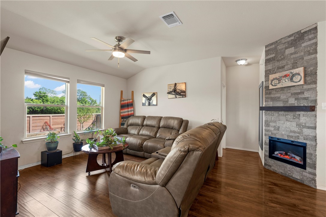2808 Skinner Drive, Lorena, Texas image 13