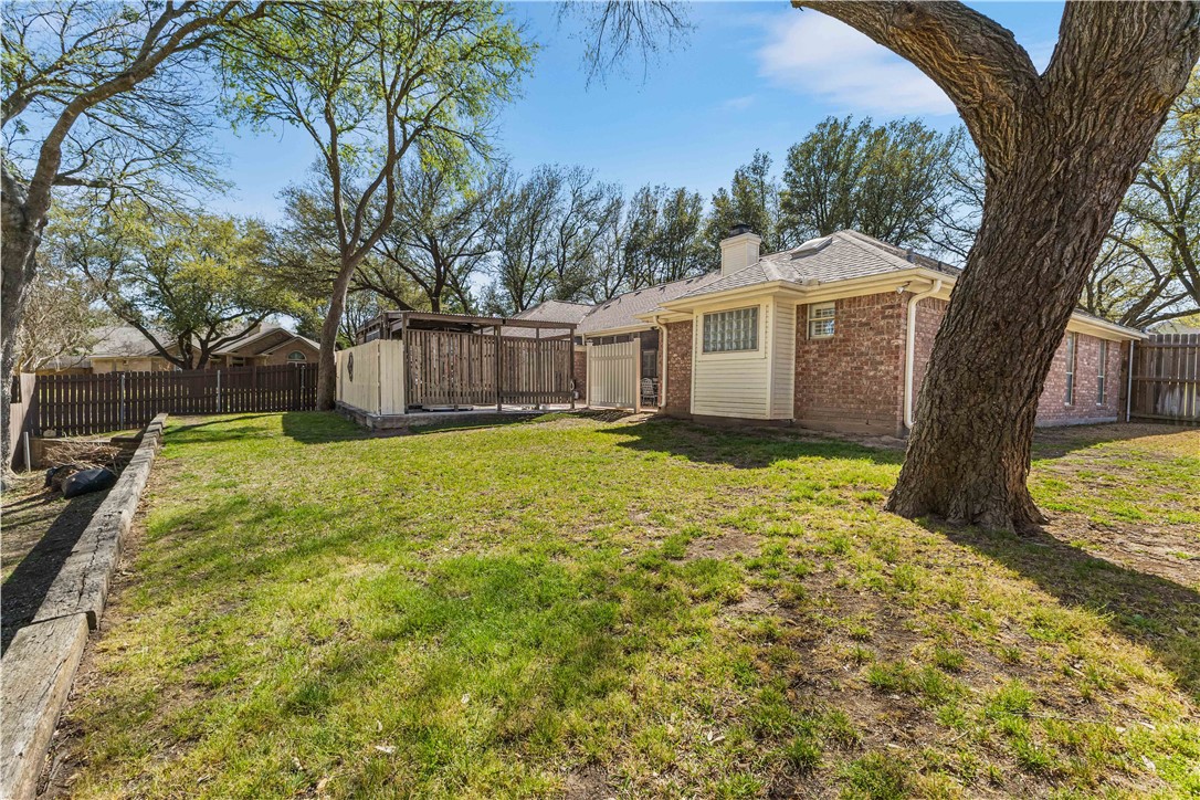 10001 Creek Bend Drive, Woodway, Texas image 29