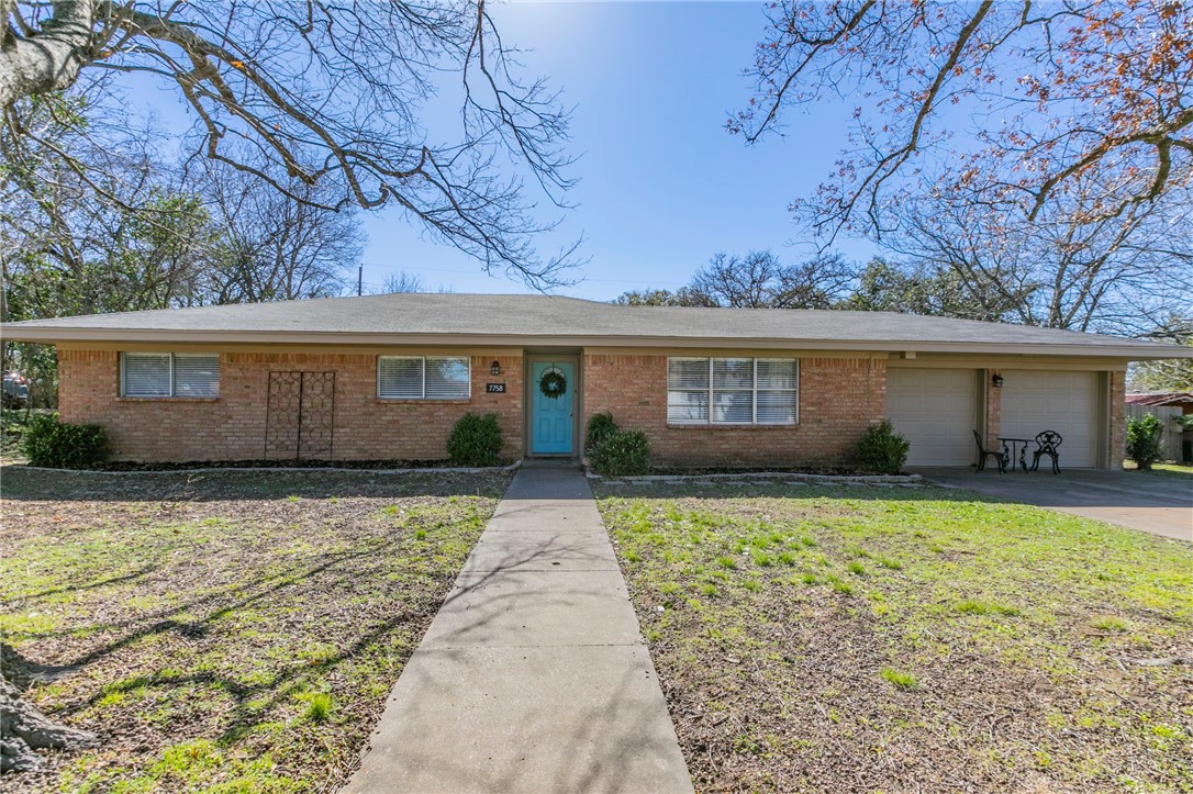 7758 E Fairway Road, Woodway, Texas image 1