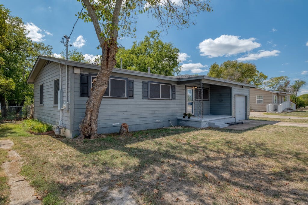 102 E Robertson Avenue, Copperas Cove, Texas image 2