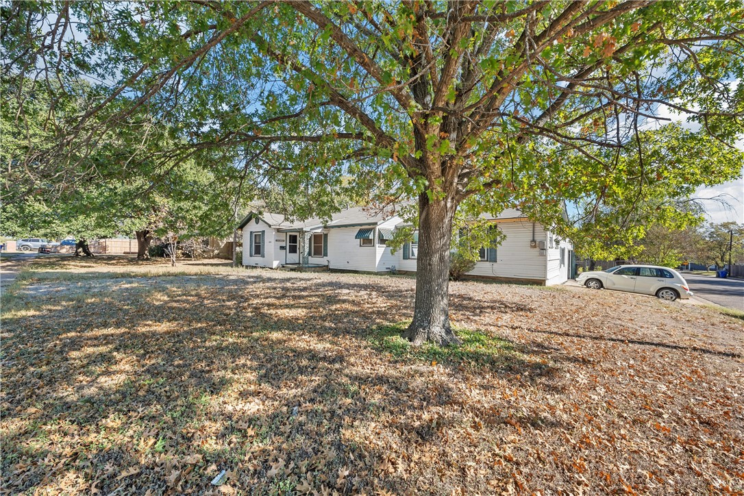 2924 Cole Avenue, Waco, Texas image 2