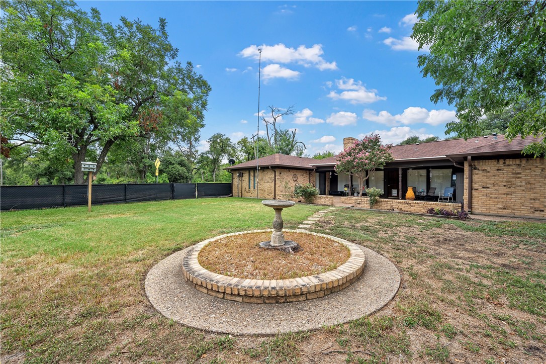 804 Val Verde Pl, Marlin, Texas image 36