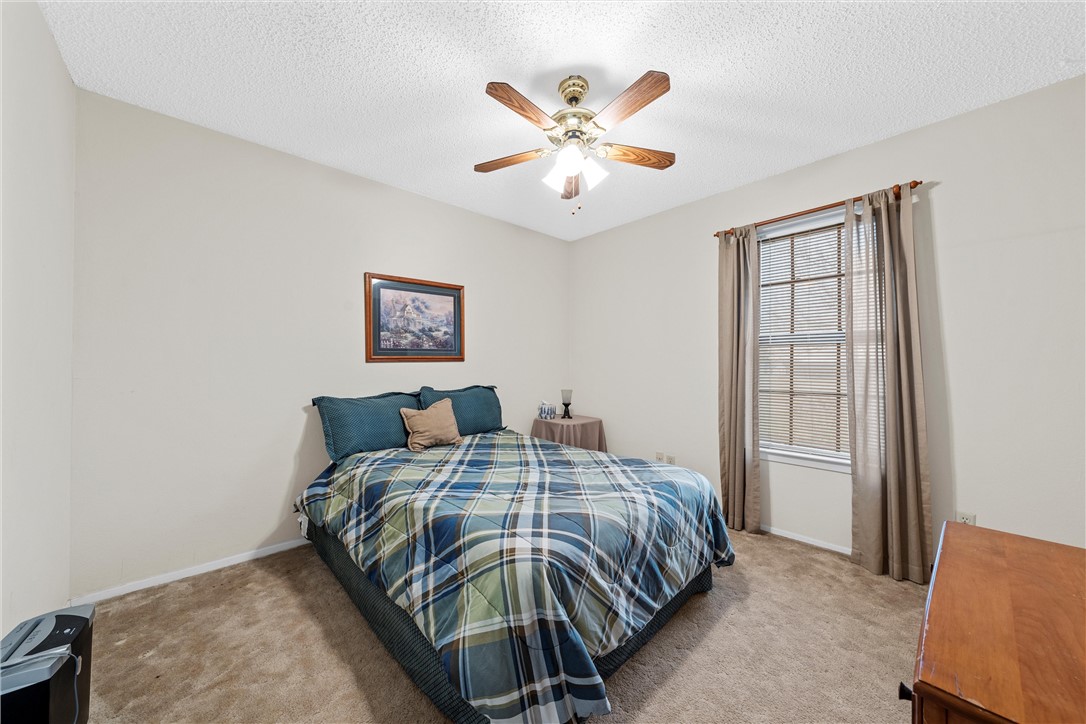 296 Valiant Wills Road, Bruceville, Texas image 20