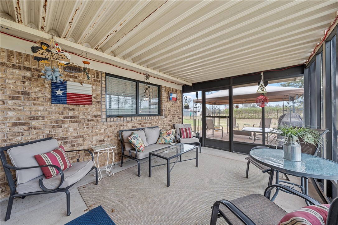 296 Valiant Wills Road, Bruceville, Texas image 27