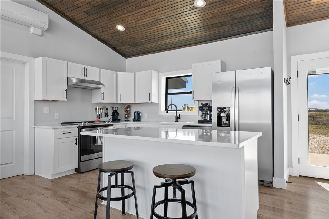 232 Hcr 2302, Abbott, Texas image 17