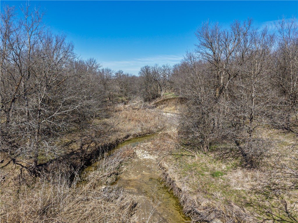 232 Hcr 2302, Abbott, Texas image 40