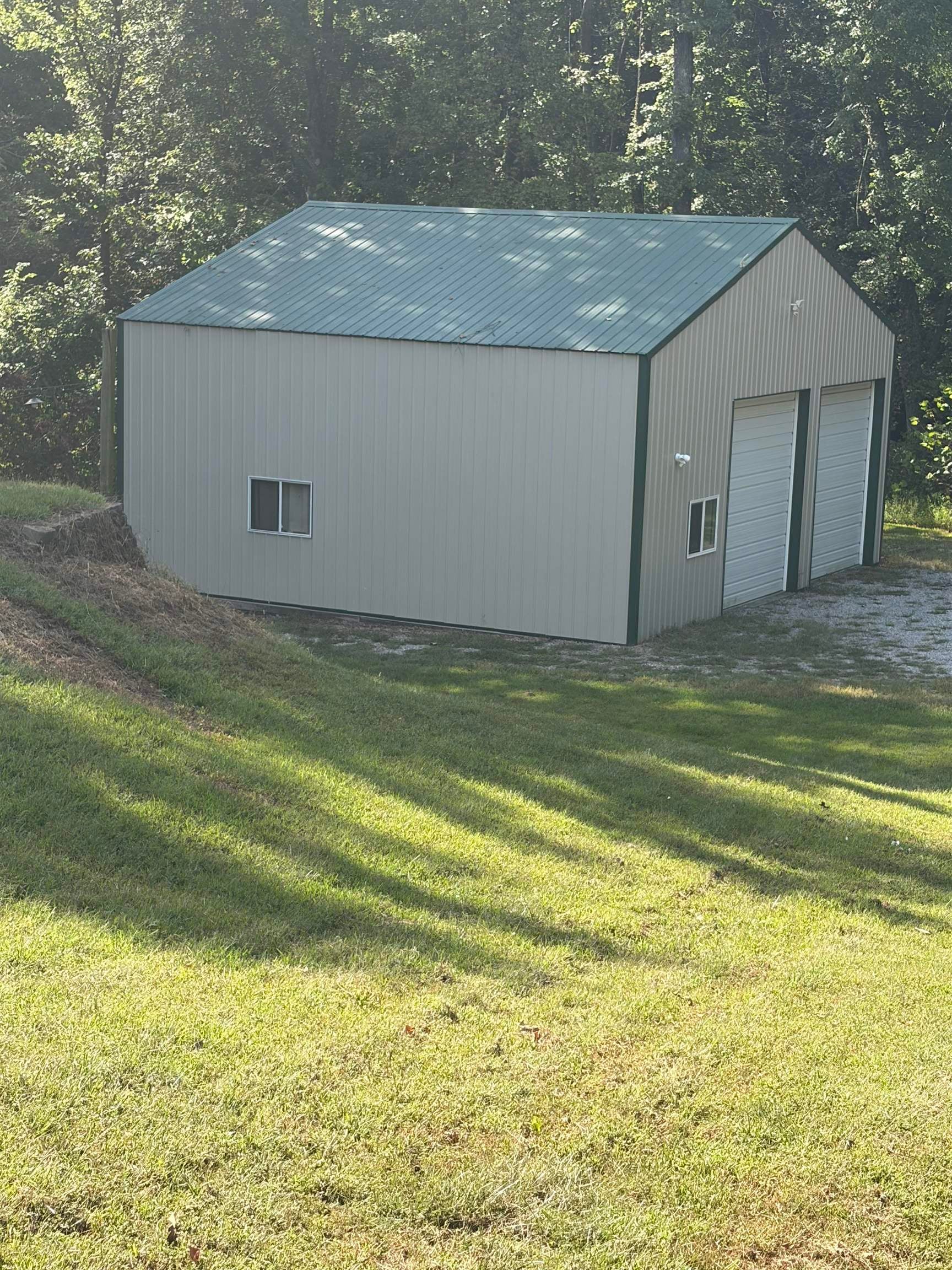 13885 US Hwy 41 S