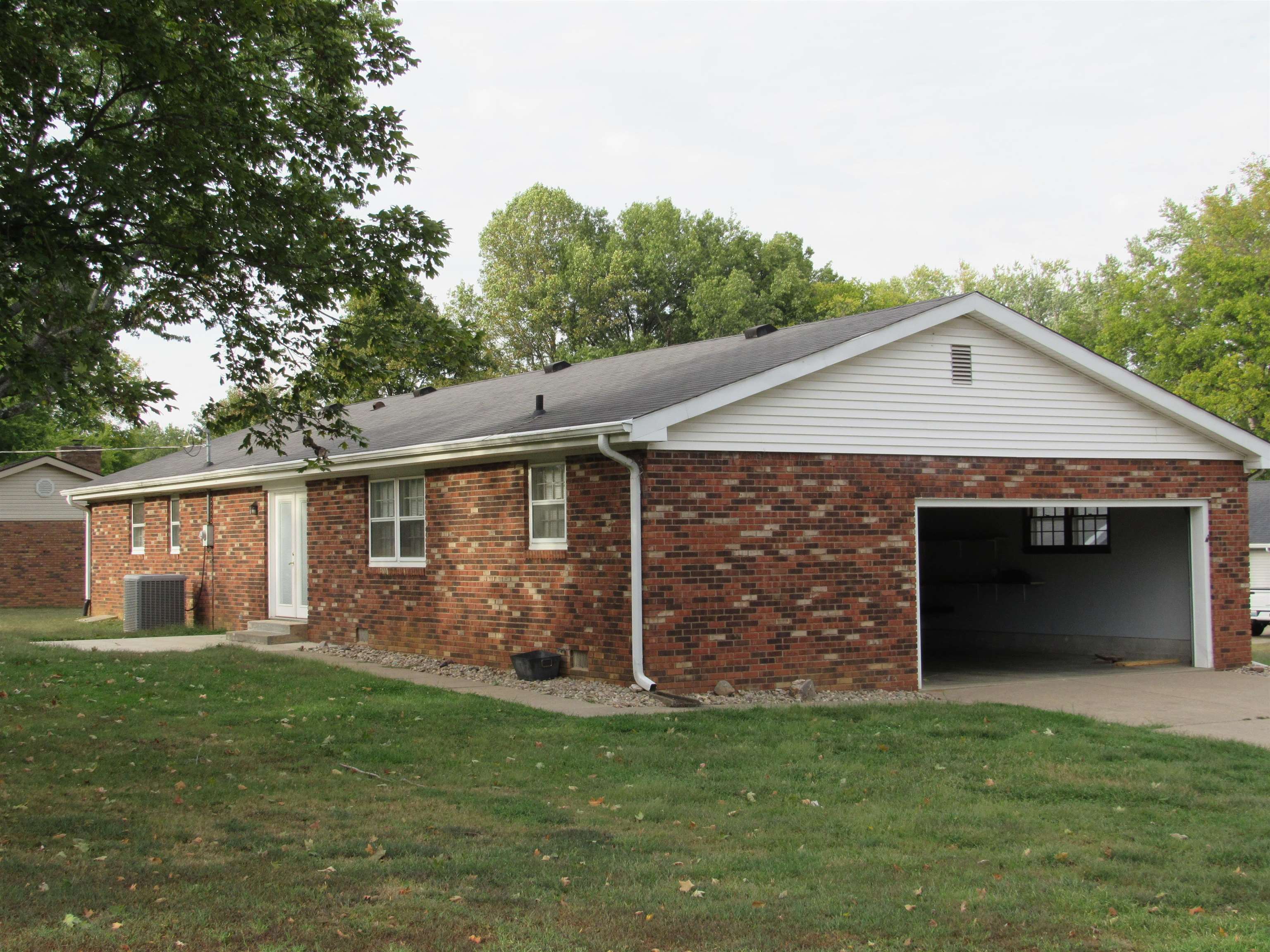 1008 Trail Drive
