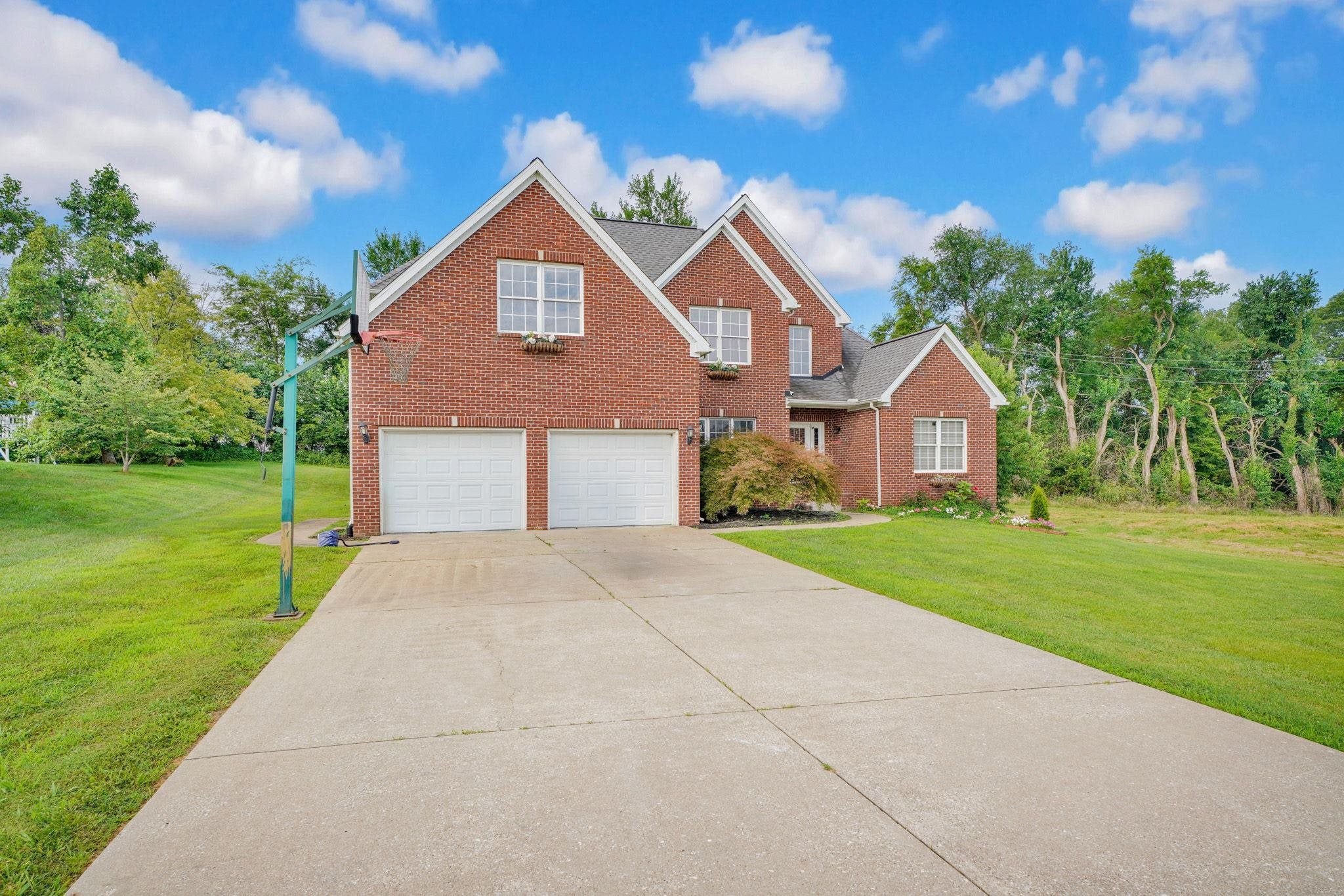 628 Constanza Dr.