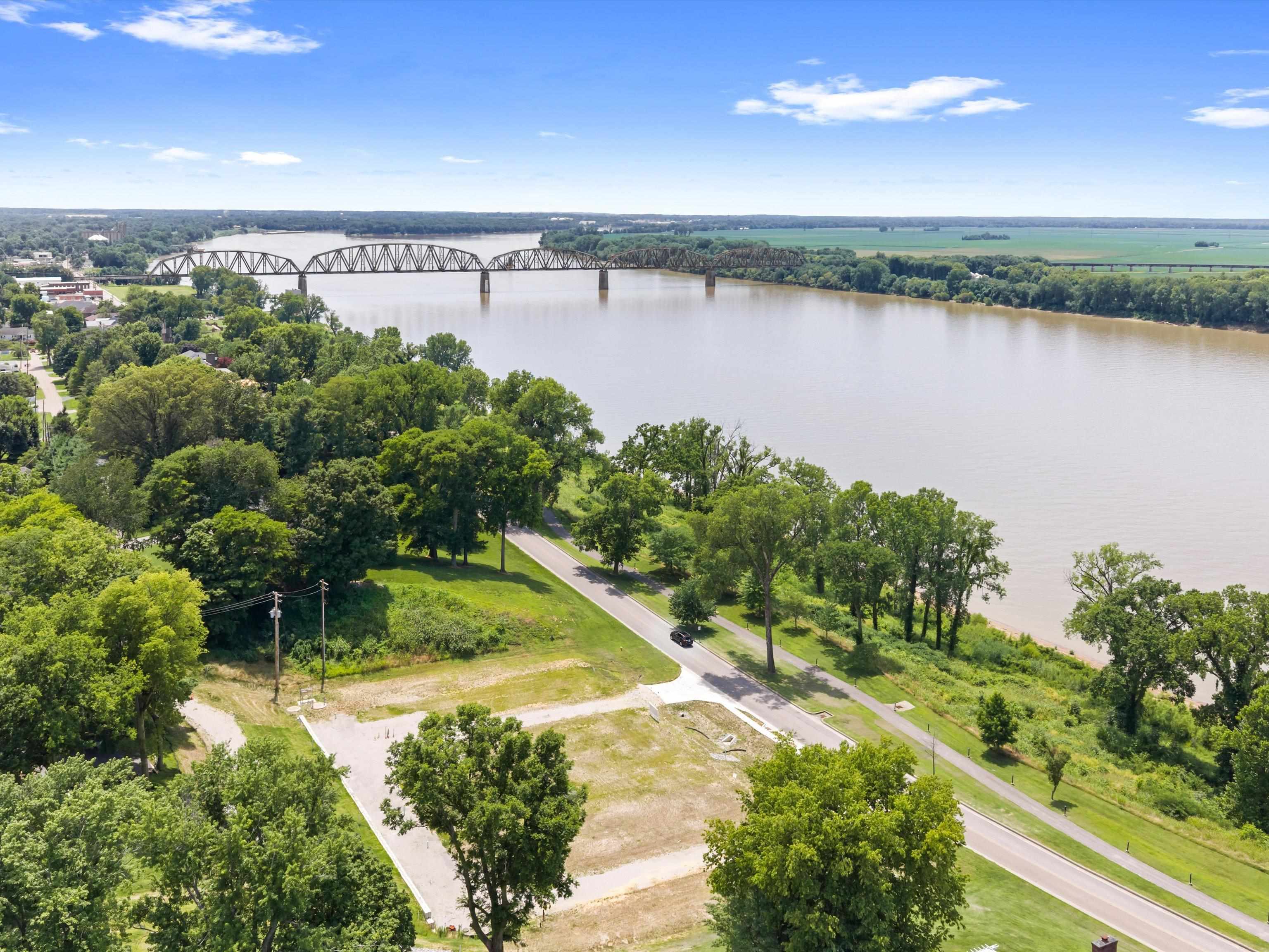 1106 Merritt Dr. Lot 1 - Riverview Place