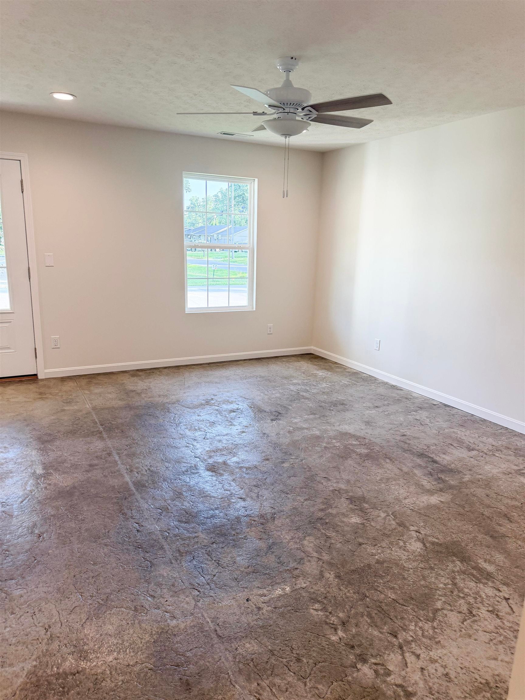 1834 Old Madisonville Rd Unit 112