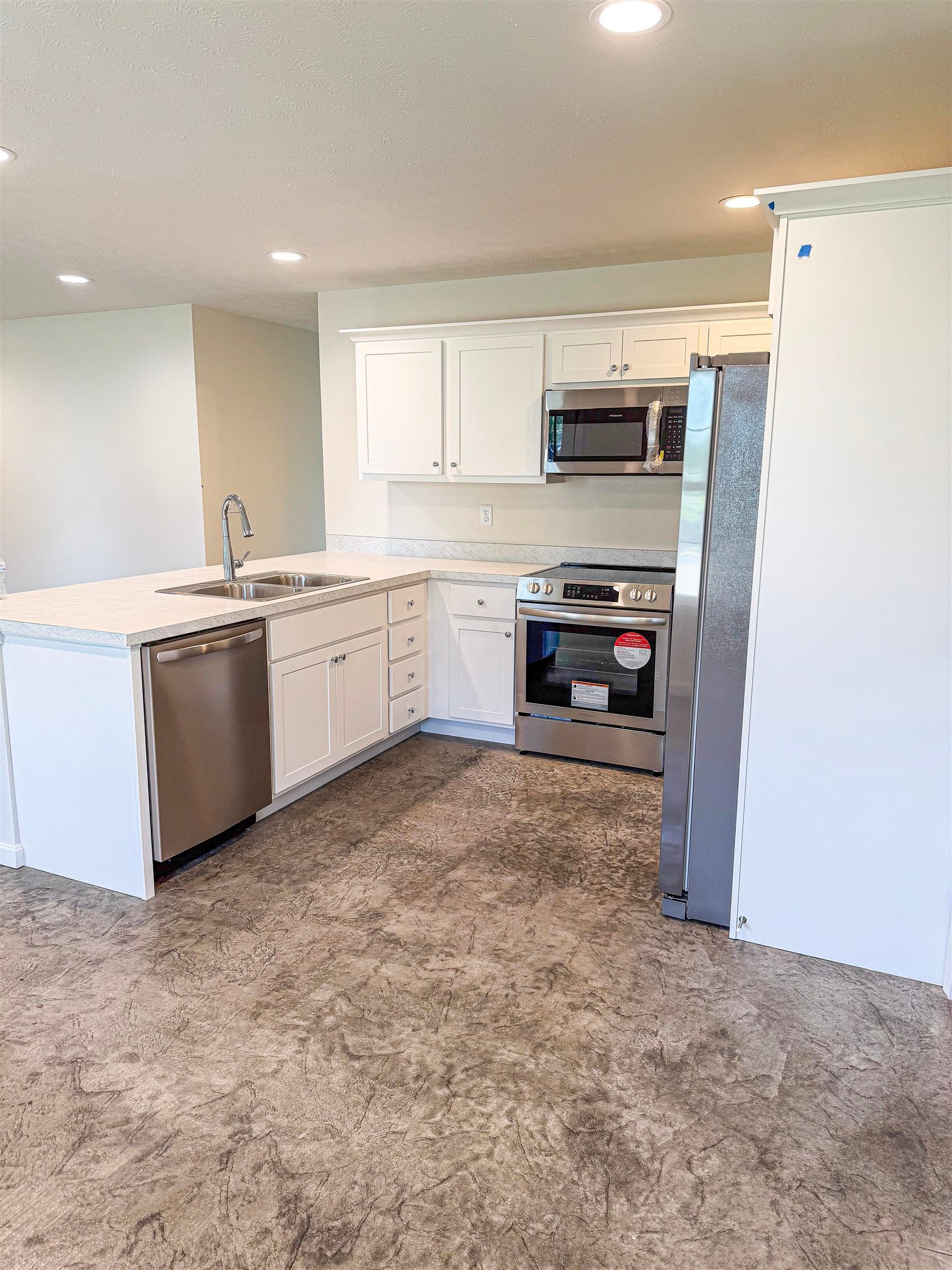 1834 Old Madisonville Rd Unit 112