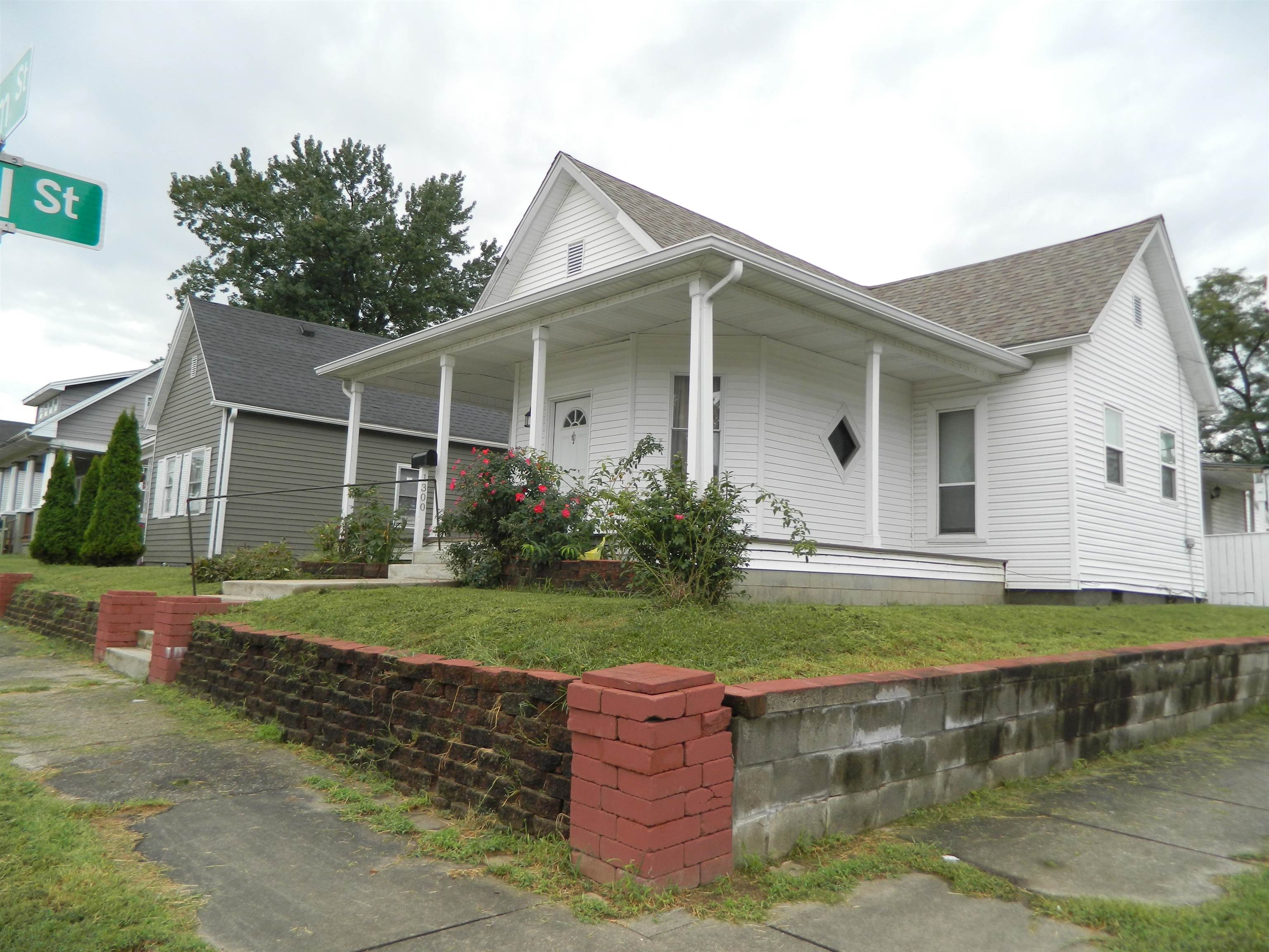 1300 Helm Street