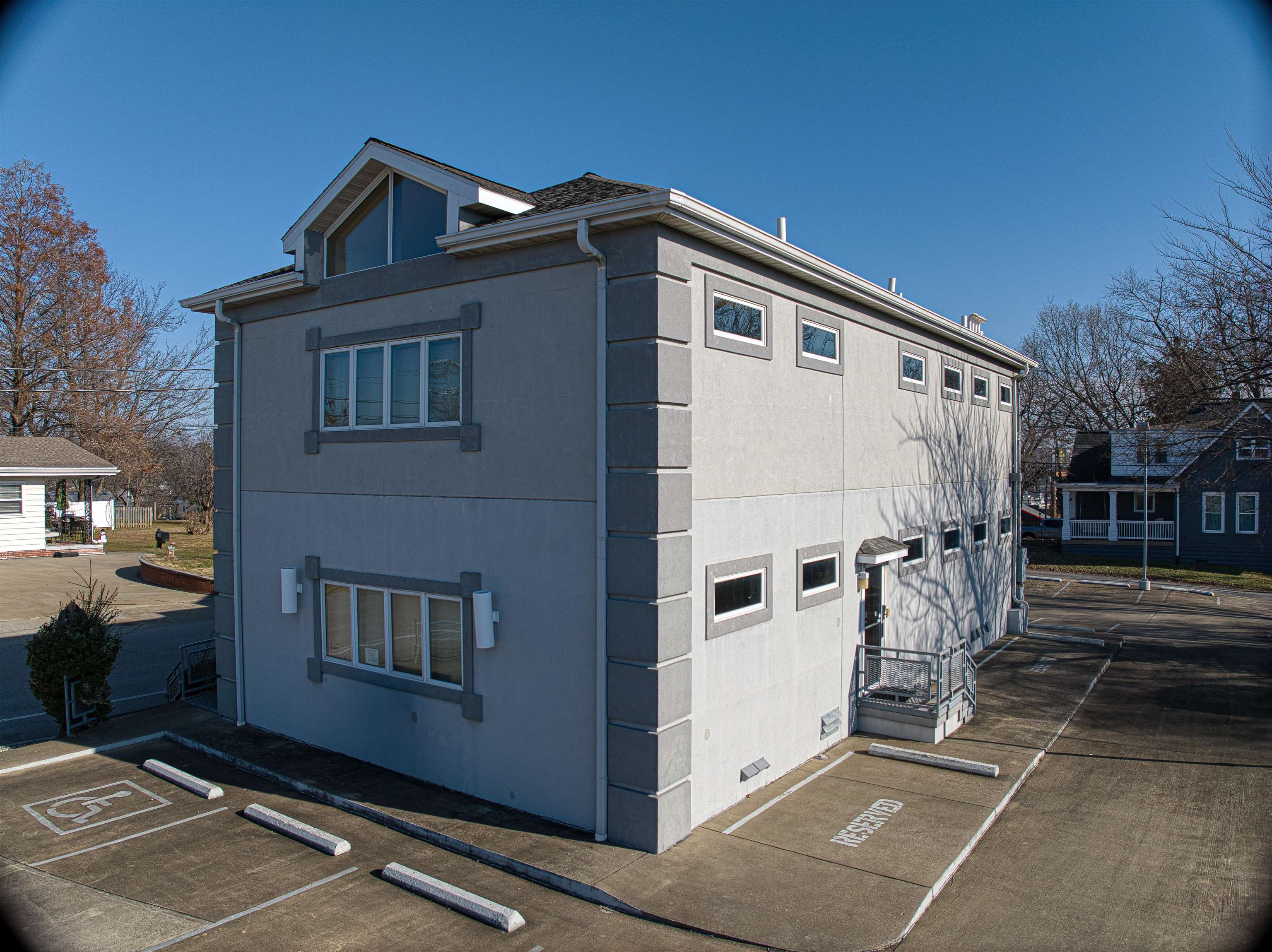 1228 N Elm Street
