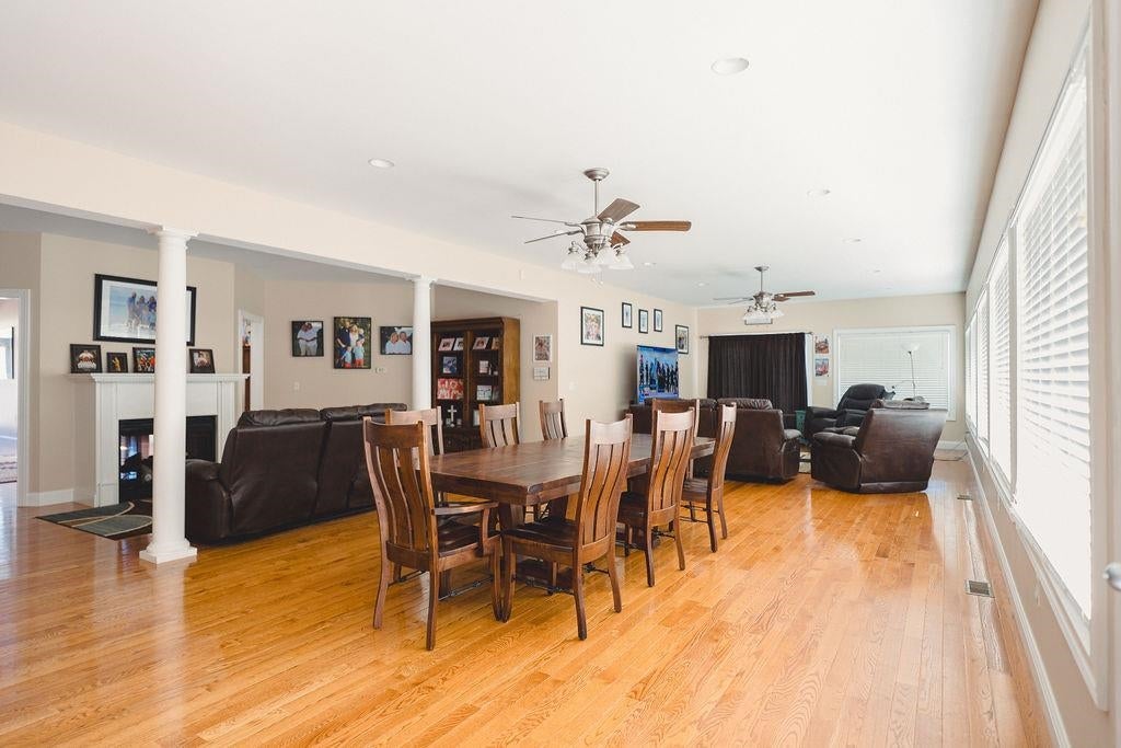 1285 John Lansden Rd