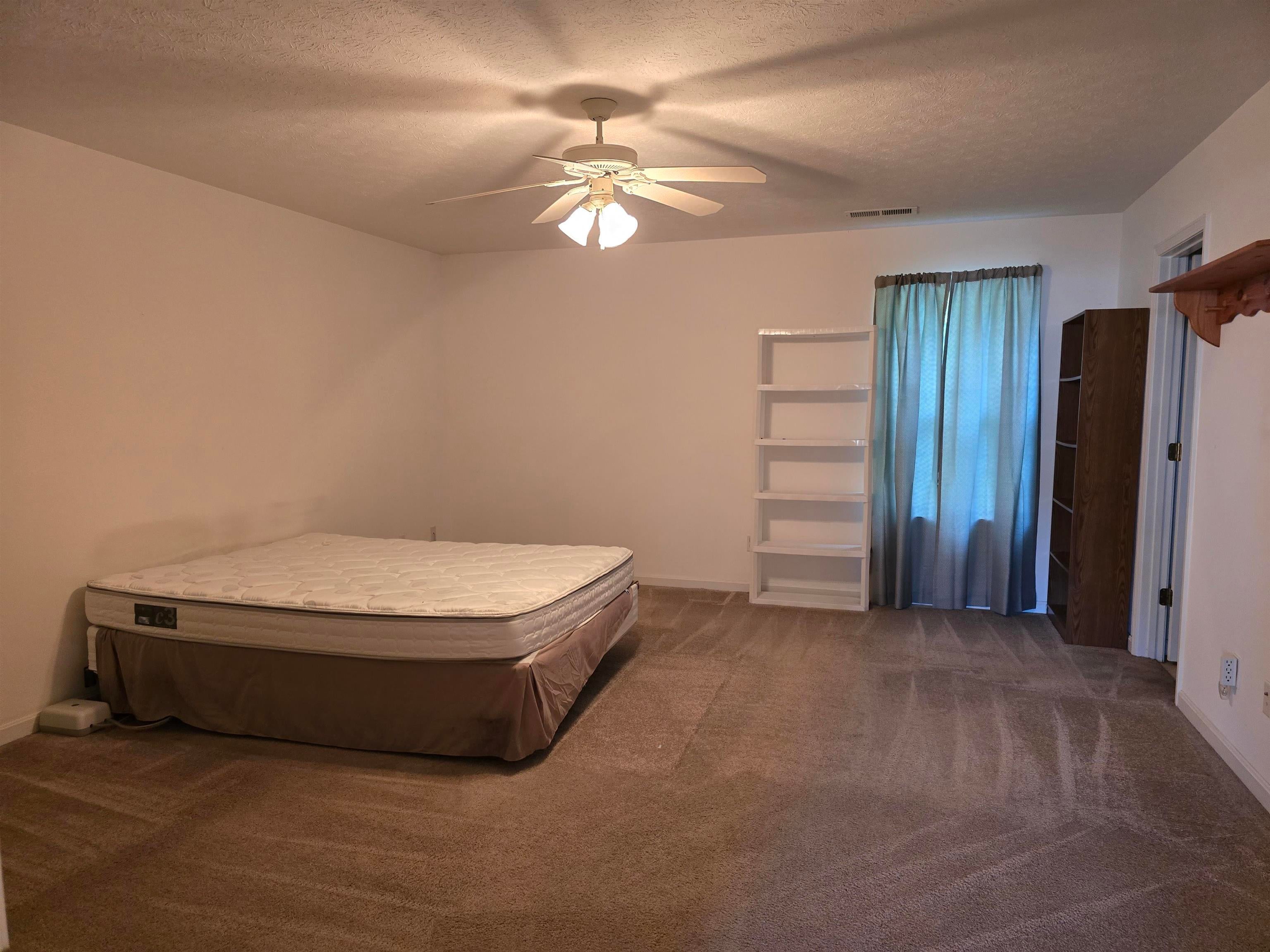 530 Canoe Creek Dr.