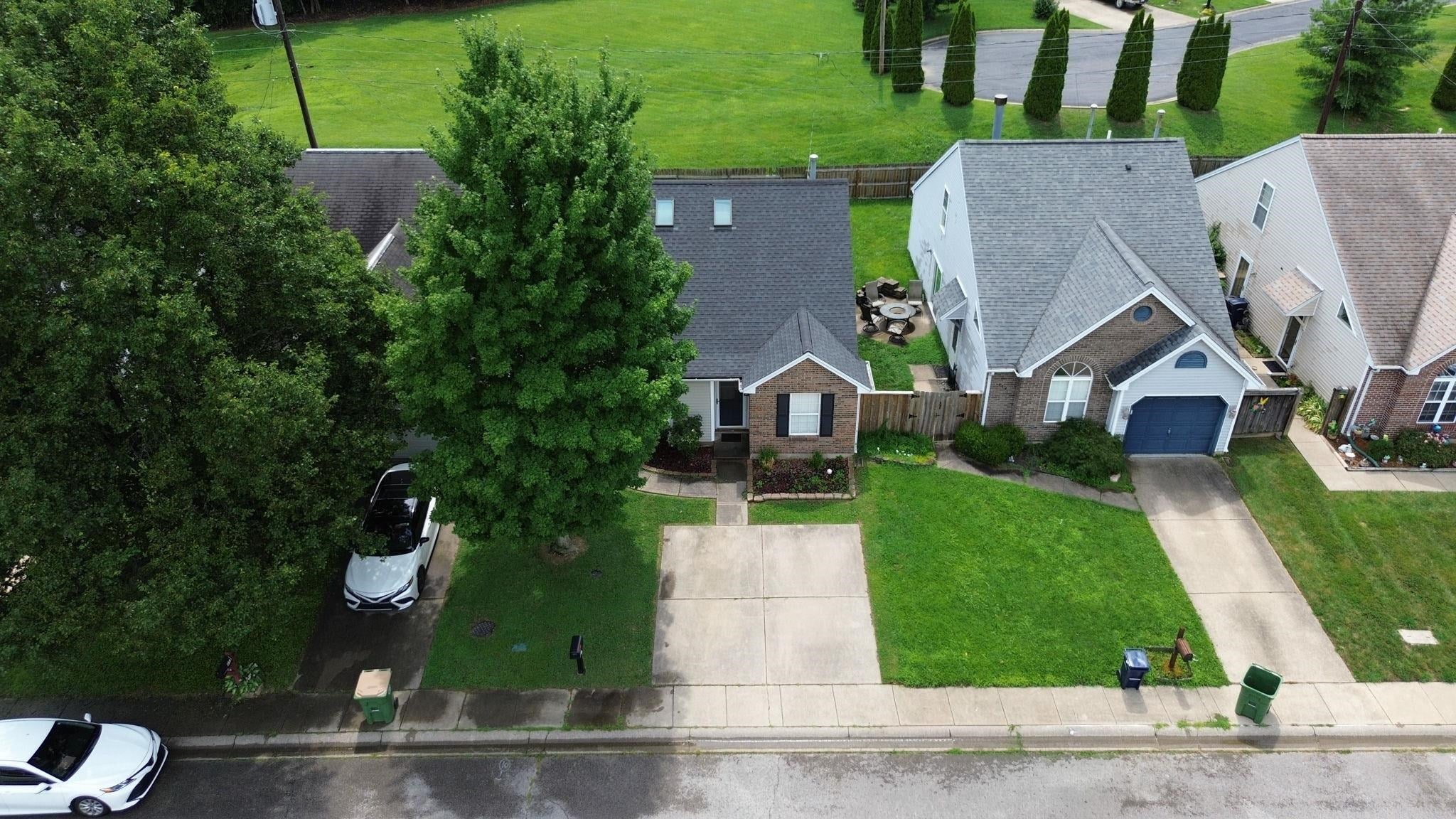 956 Millcreek Dr