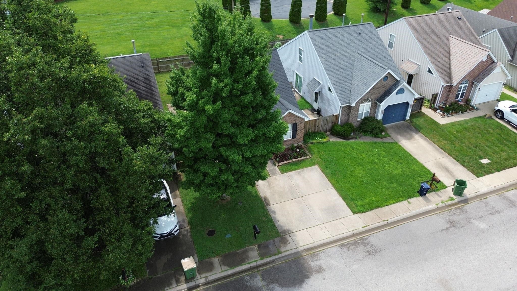 956 Millcreek Dr