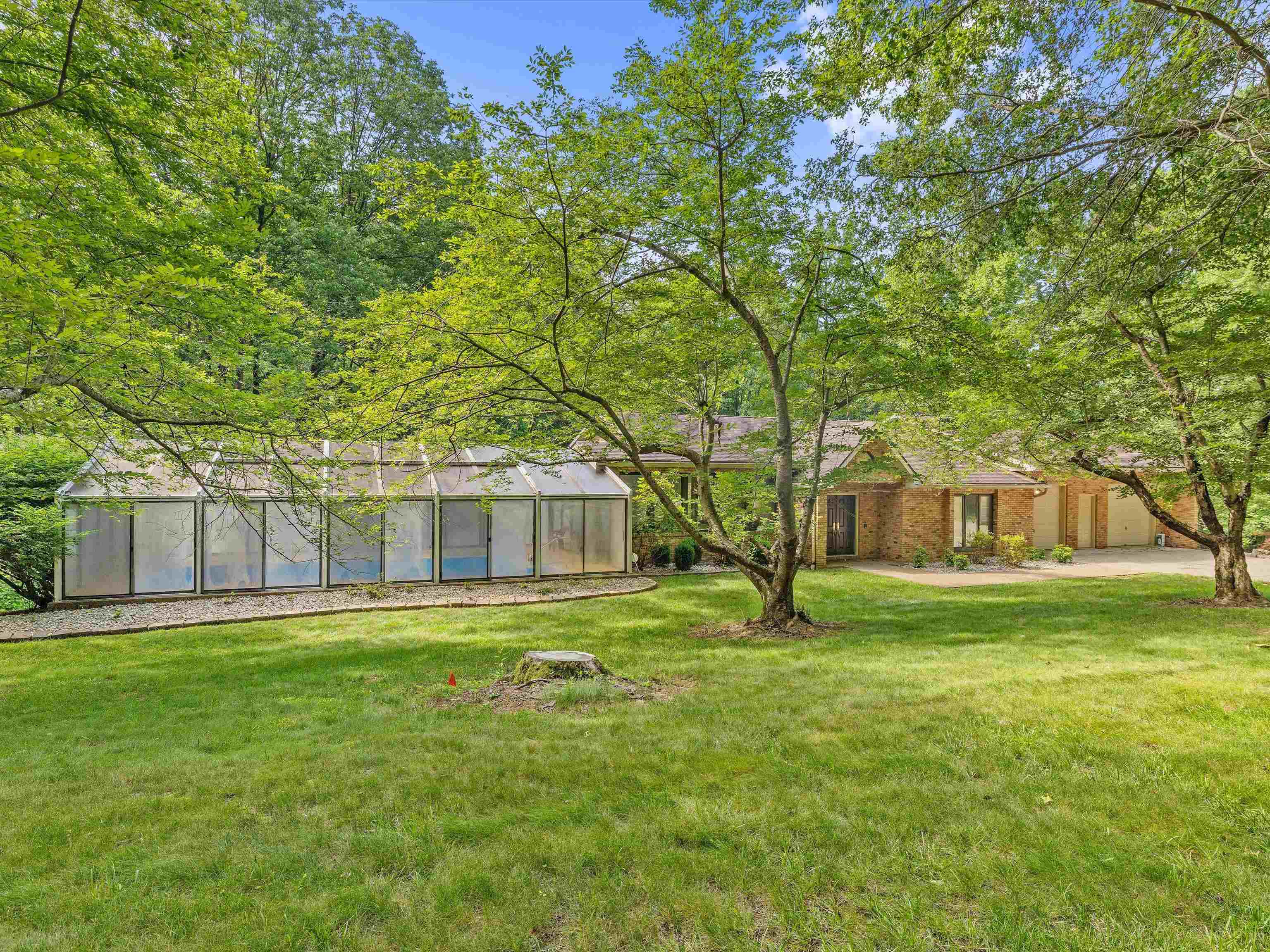 5400 Timberlane Dr.
