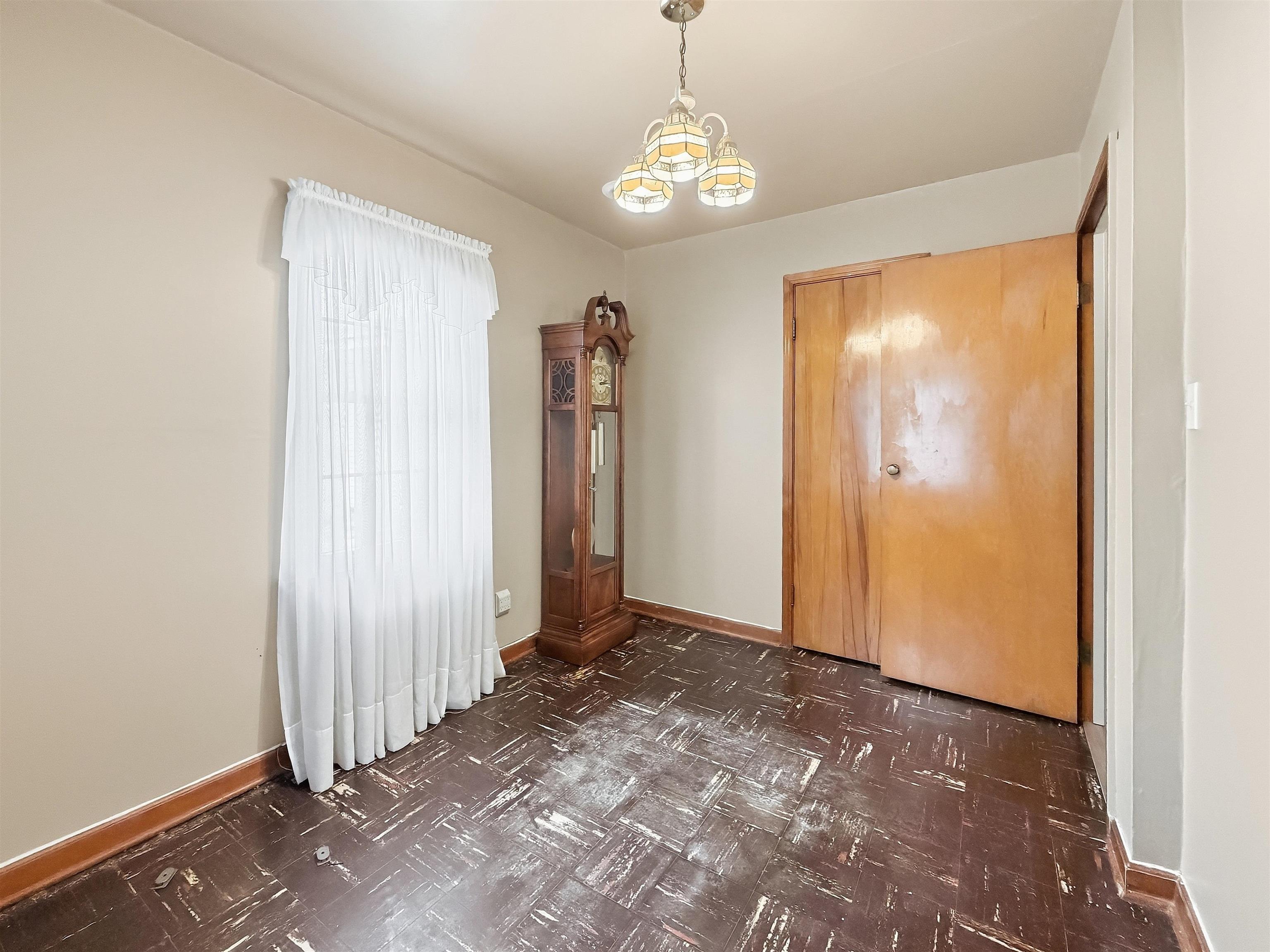 31 Senate Ave