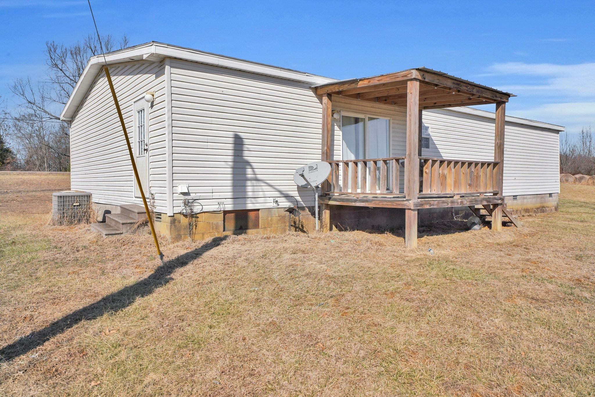8869 Highway 293 S