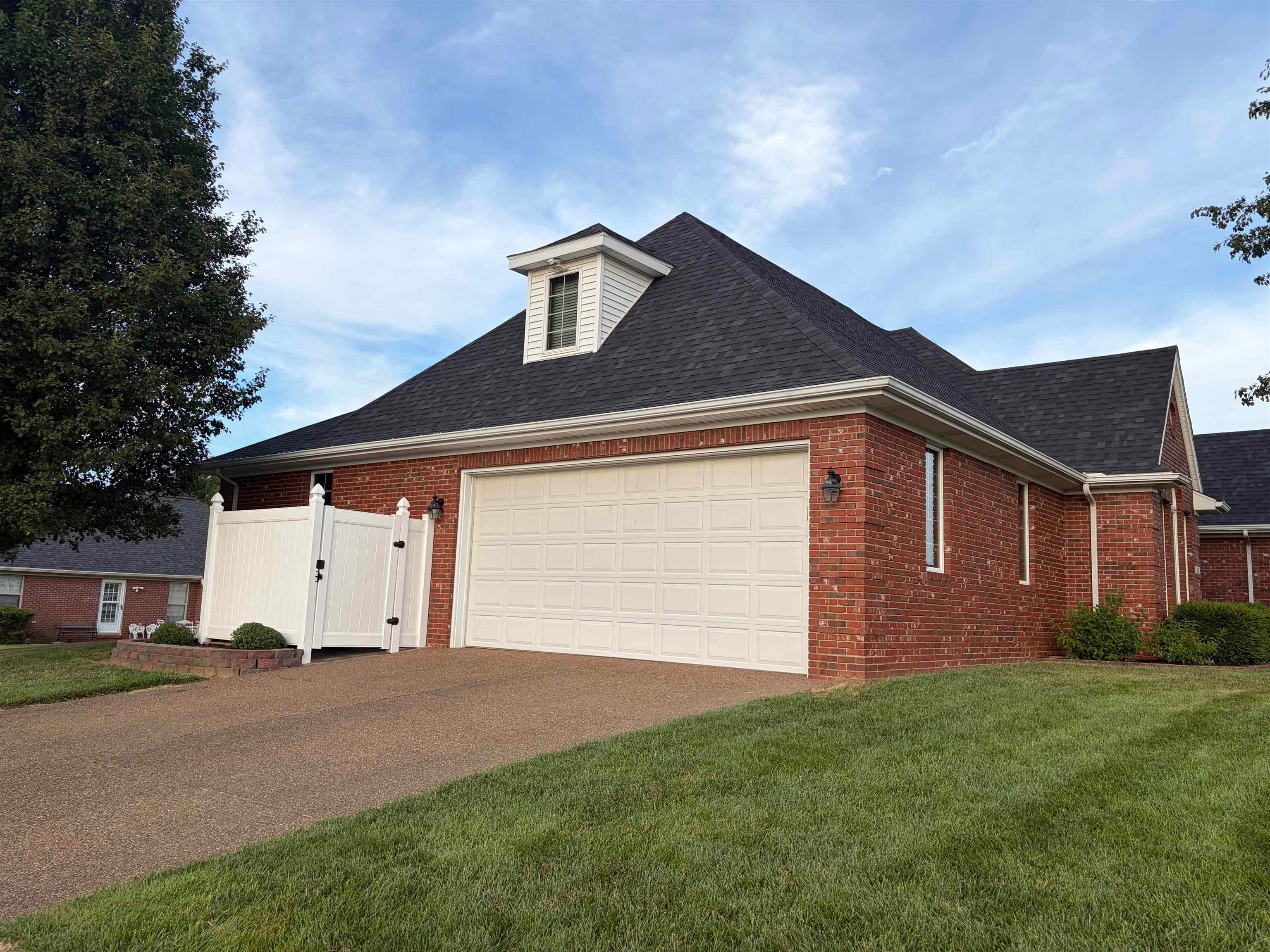 2601 Irish Ivy Lane