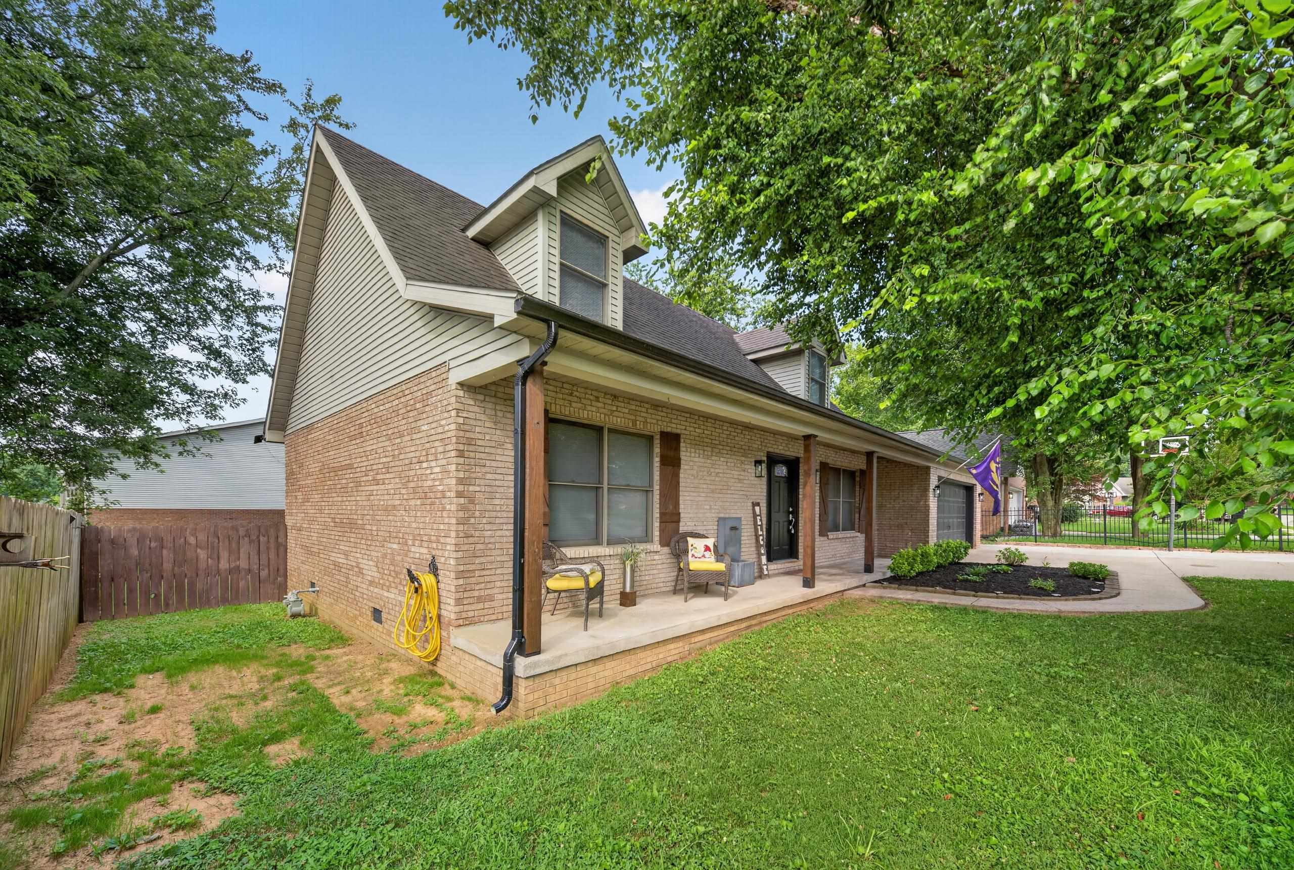 782 Sinclair Ave