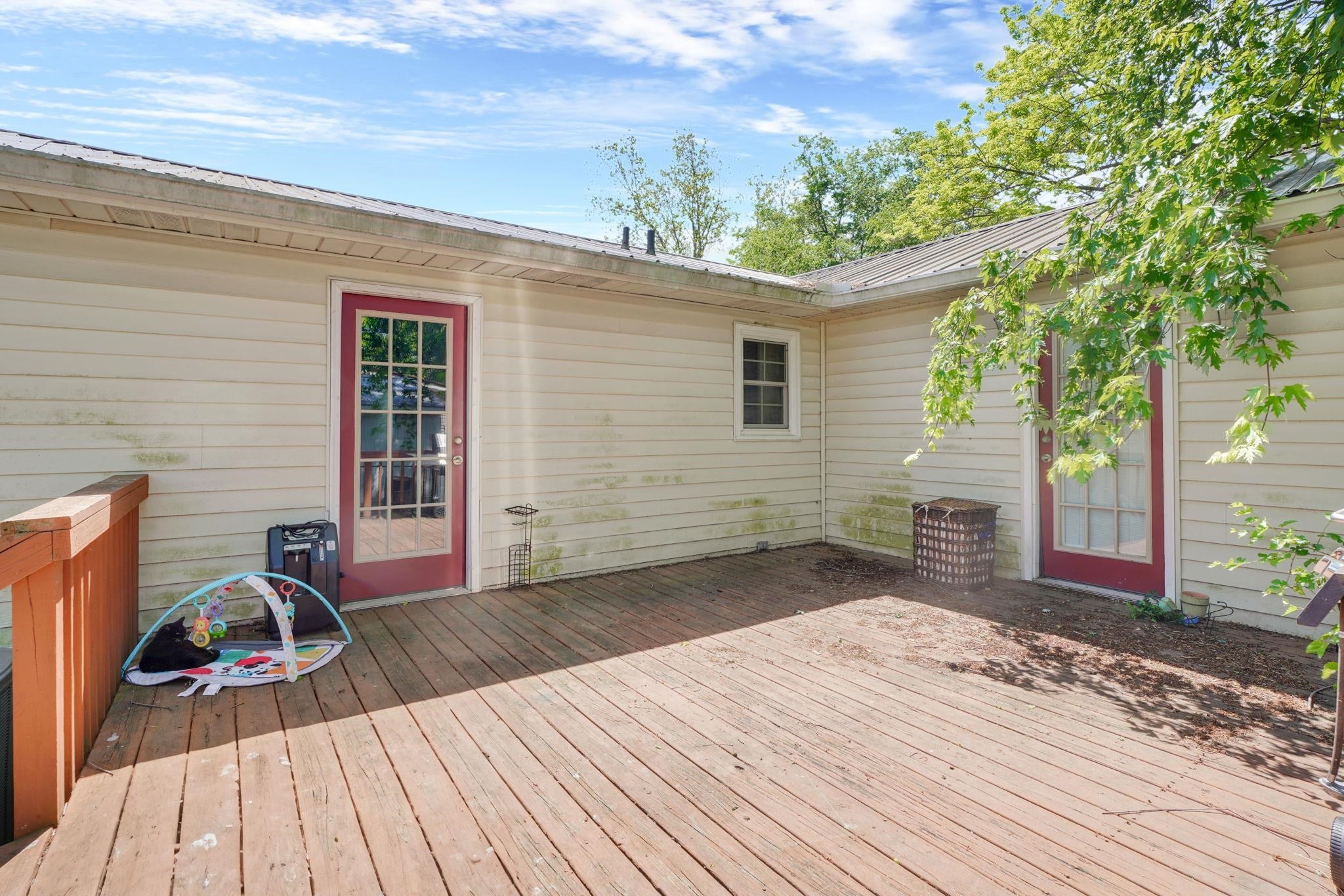 161 S Breckenridge Rd