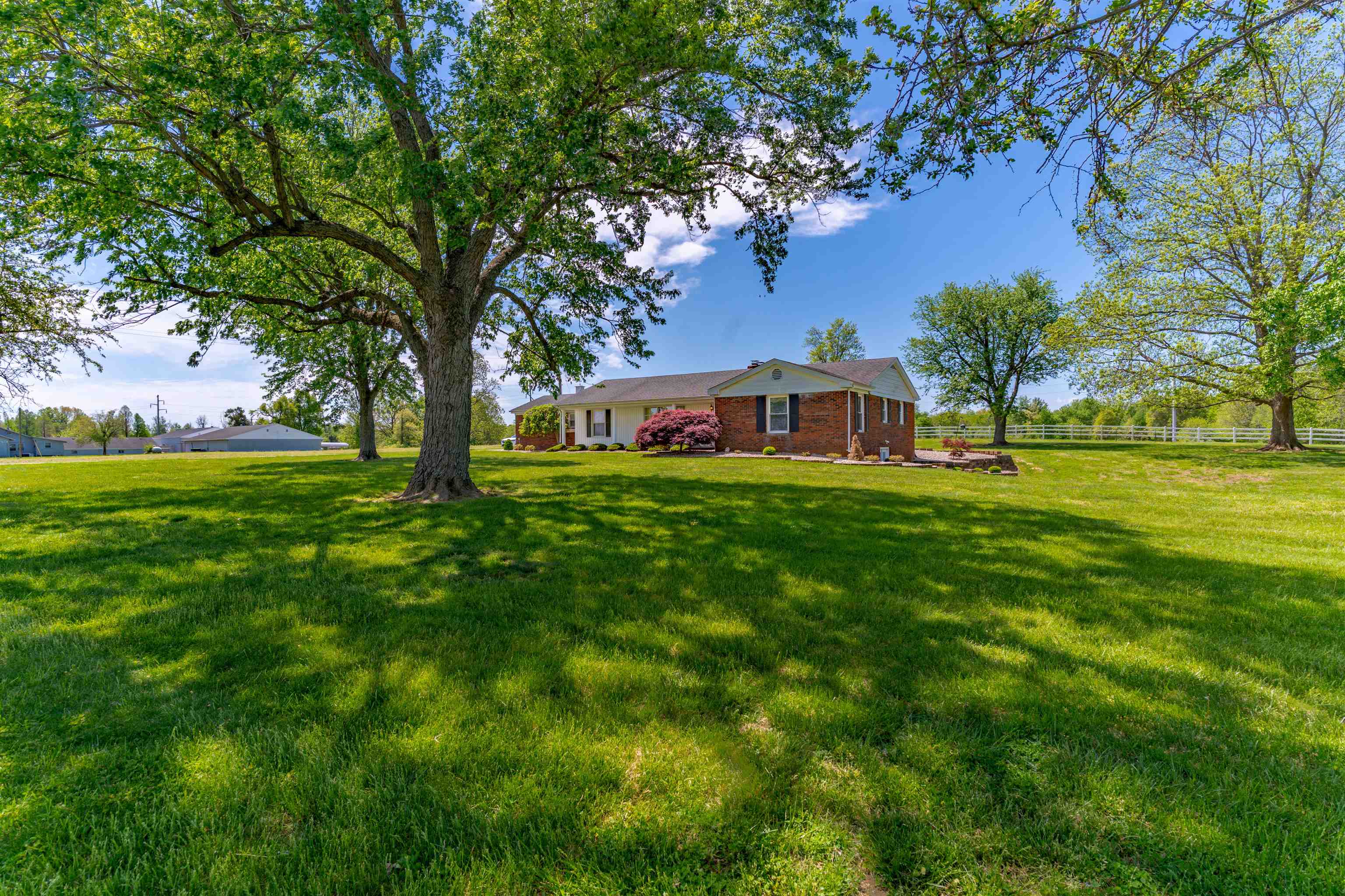 14192 Hwy 41 A