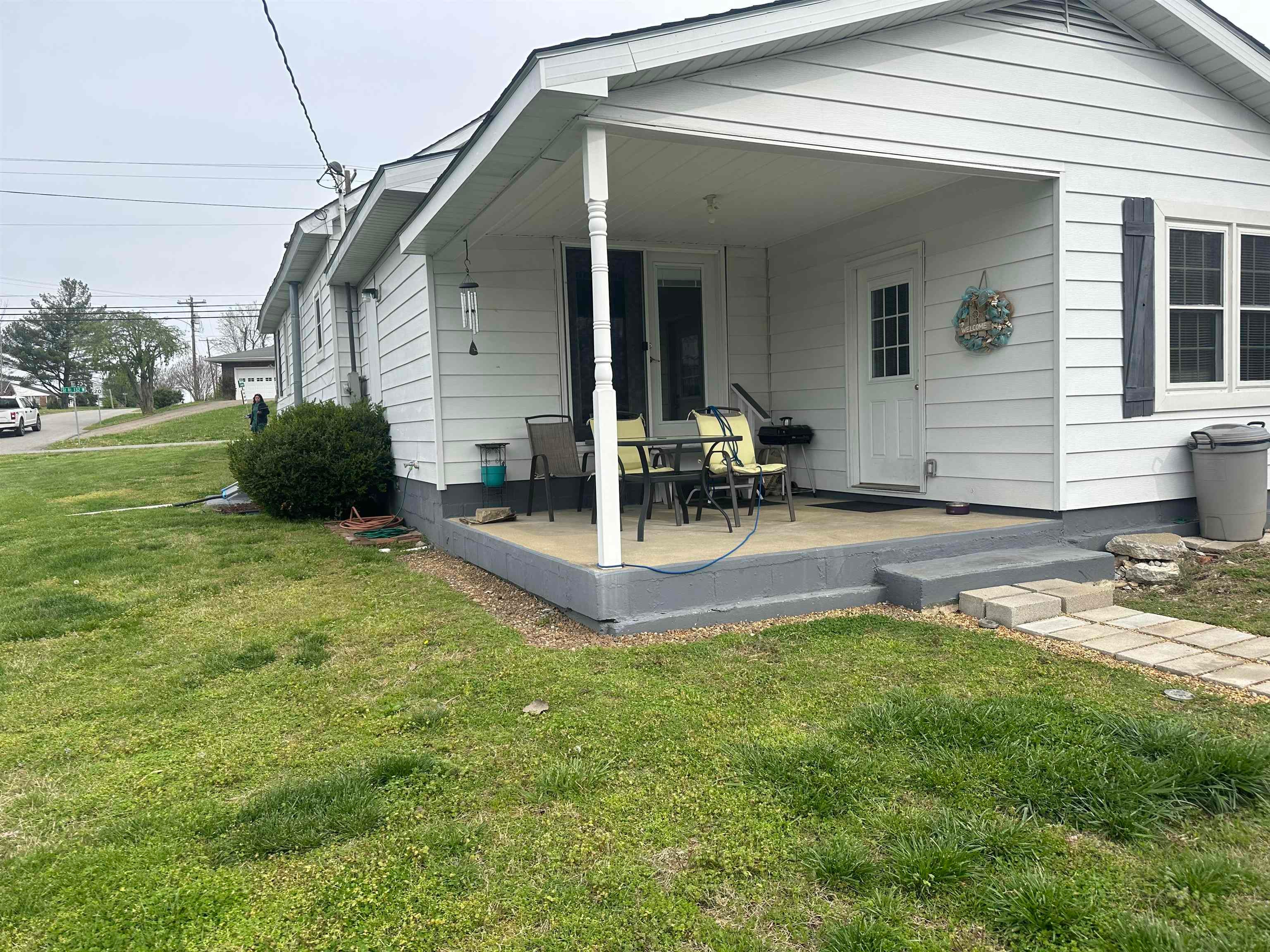 8789 St Rt 132 W