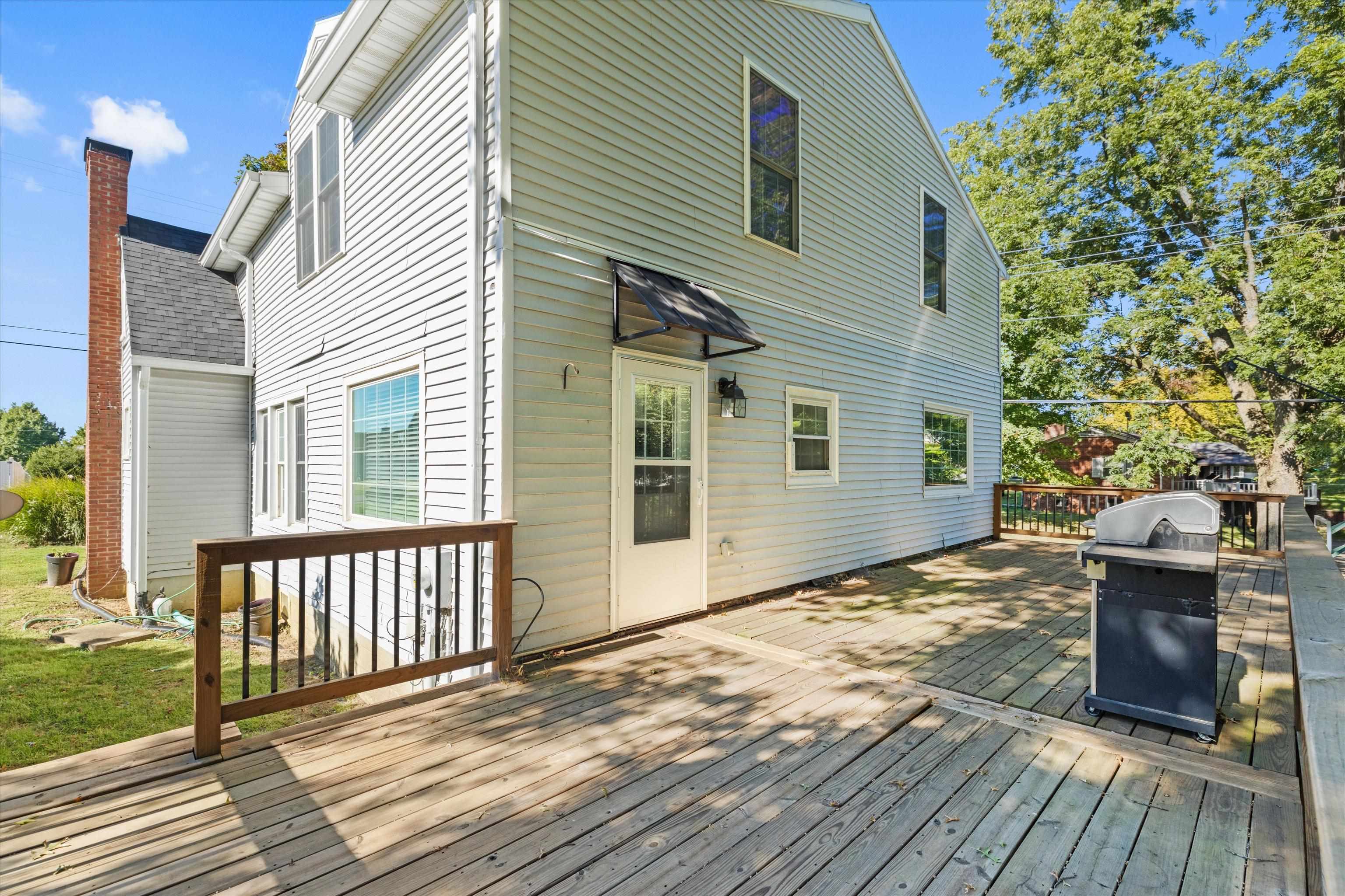 201 E Geiger St
