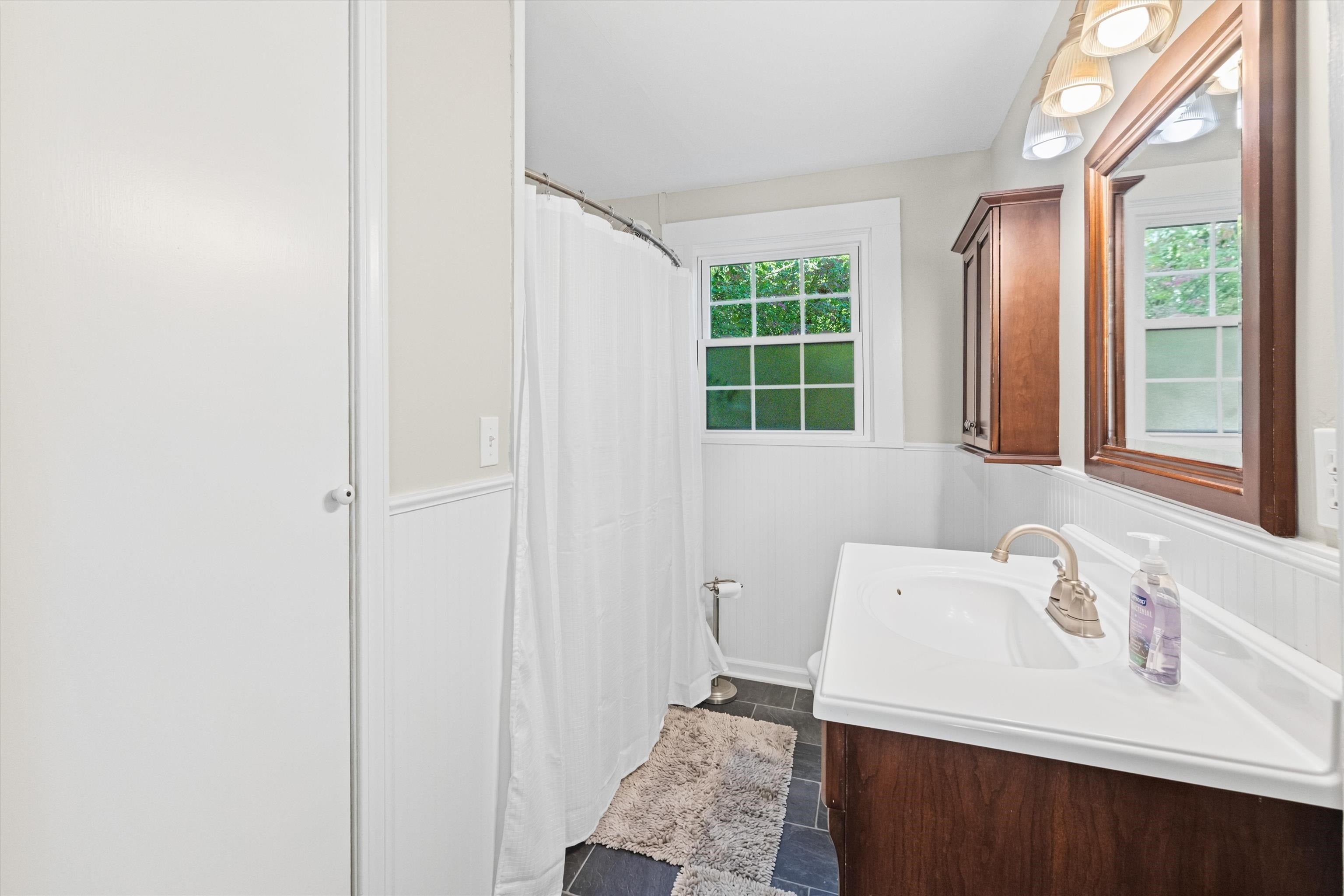 201 E Geiger St