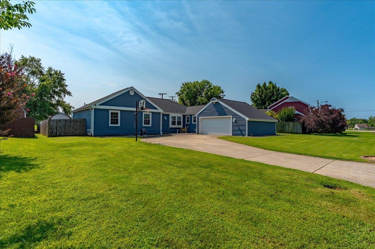 208 Bittersweet Lane