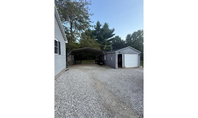 3816 Hwy 416 W