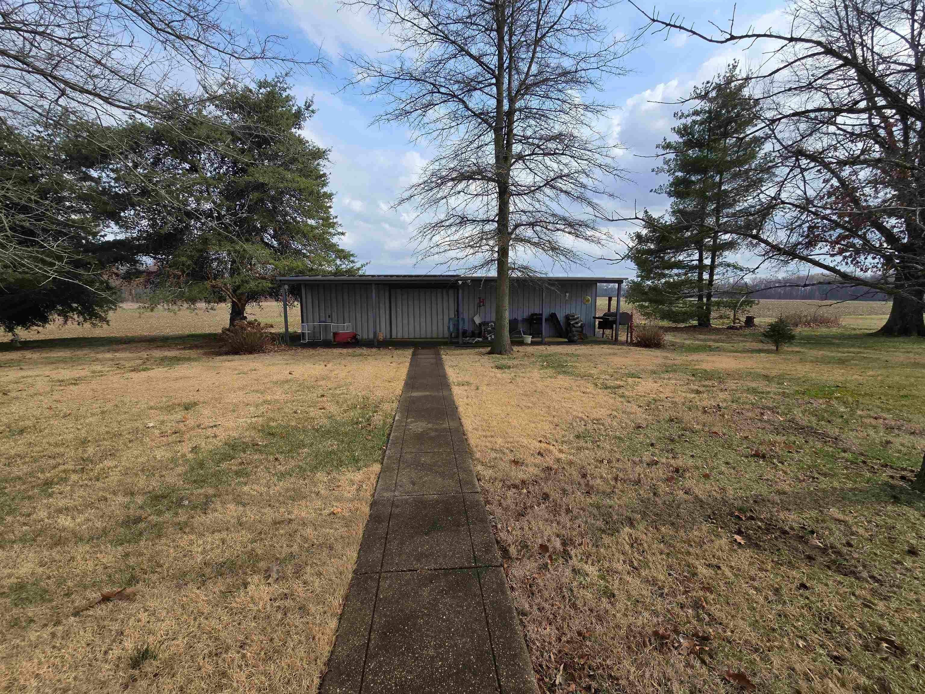 7016 Crooked Rd.
