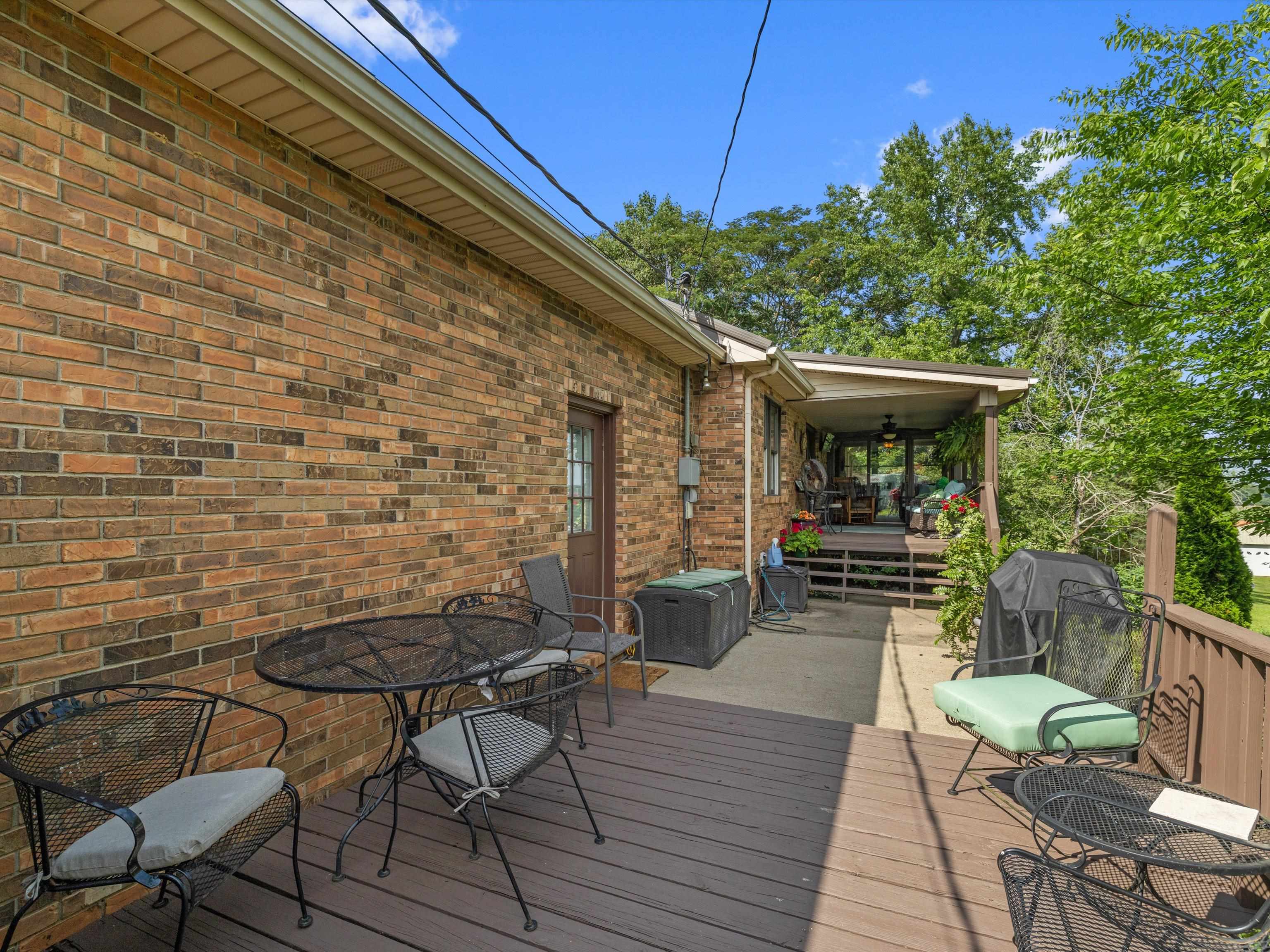 2322 Boxville Road