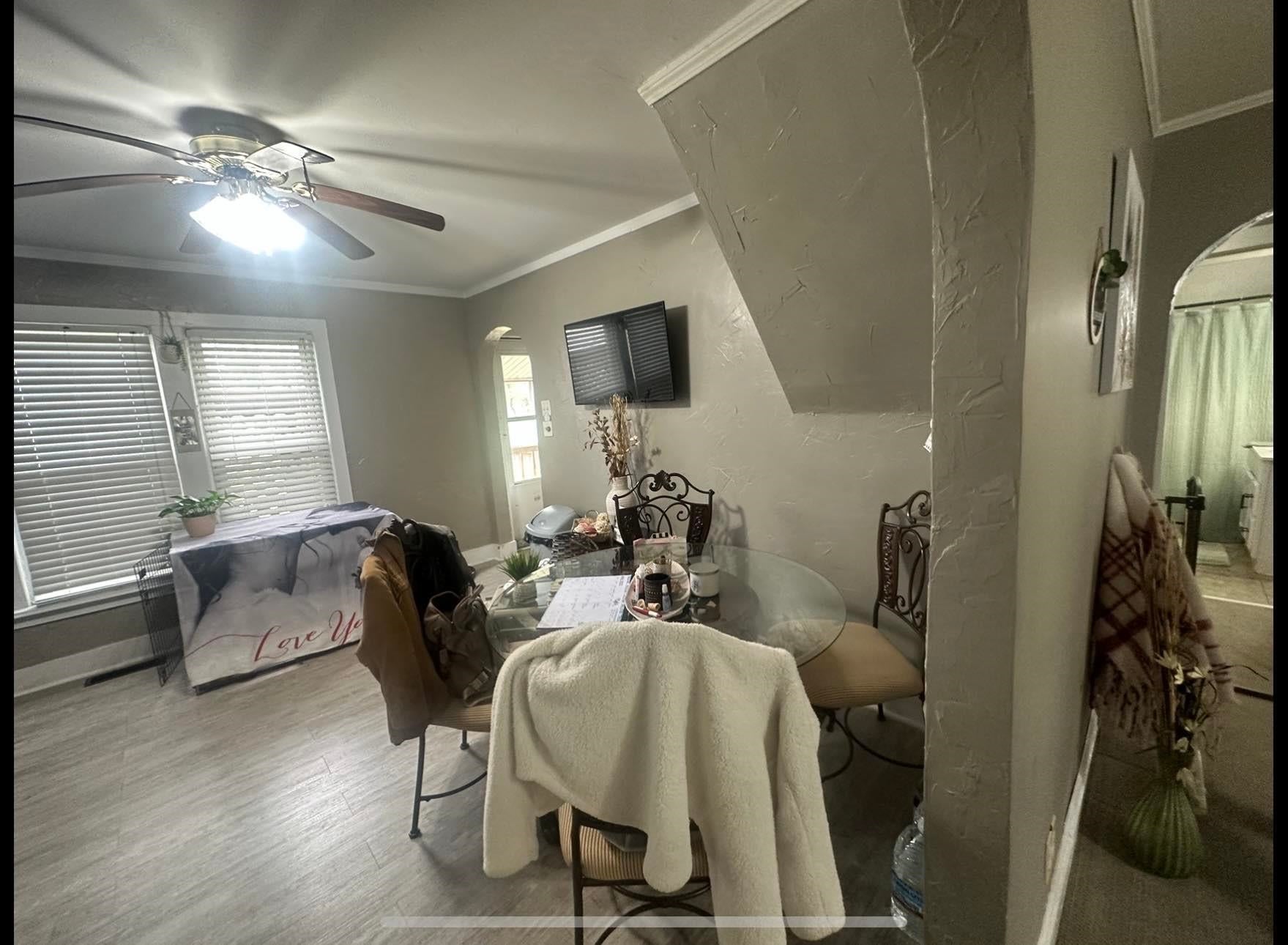 225 E Elm Street
