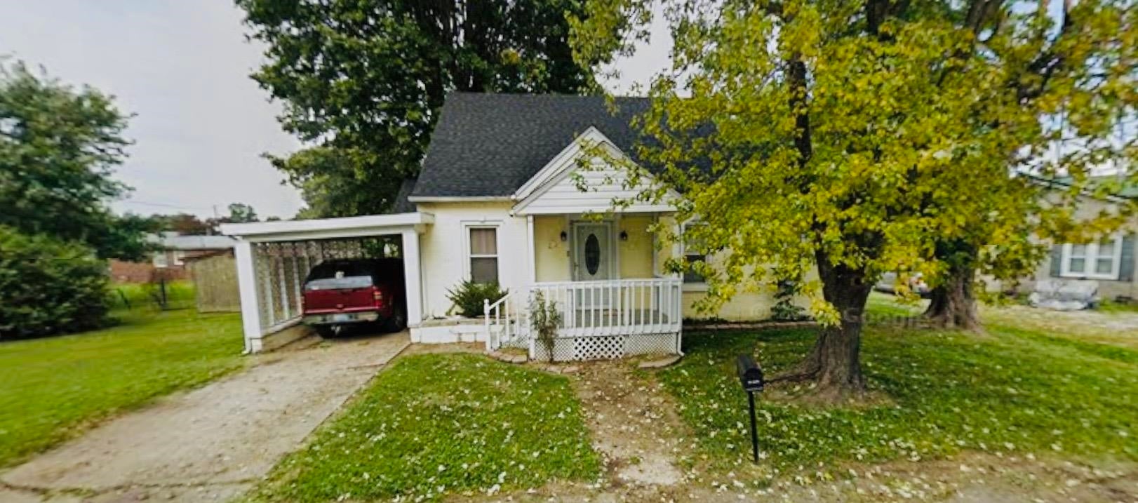 225 E Elm Street