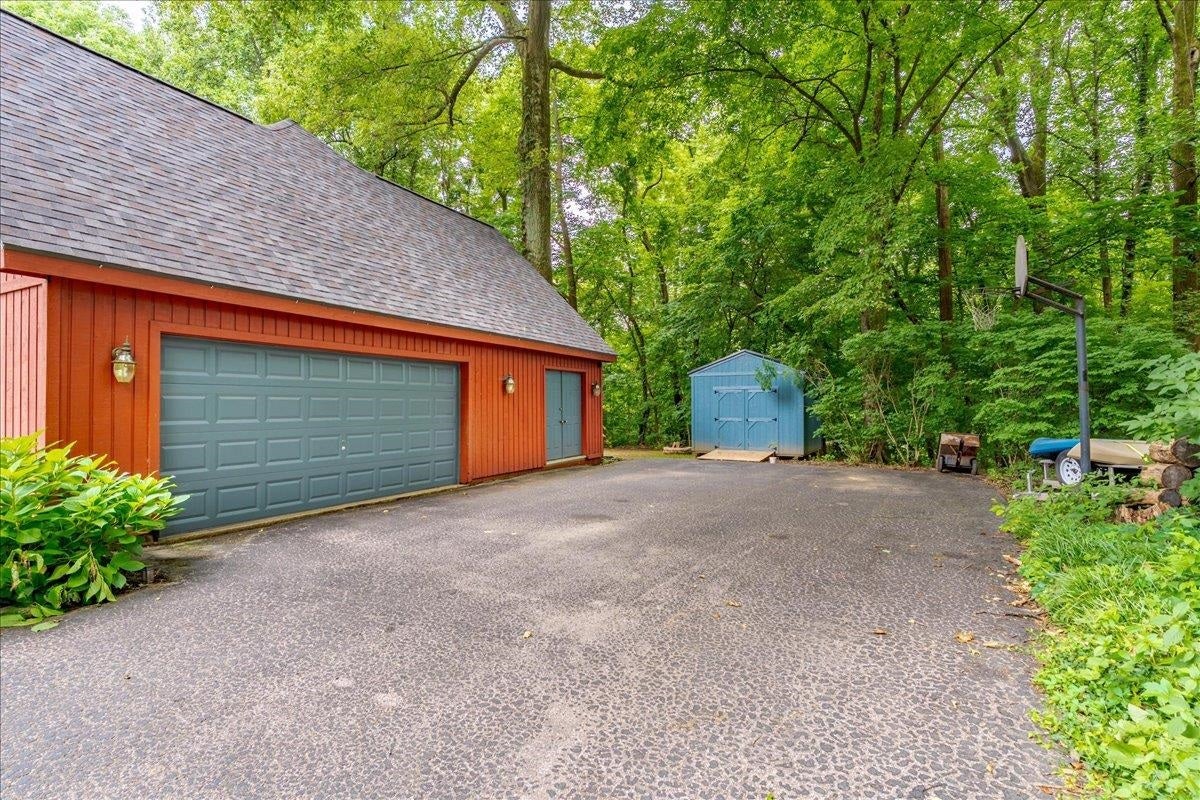 144 Acorn Ridge Ct