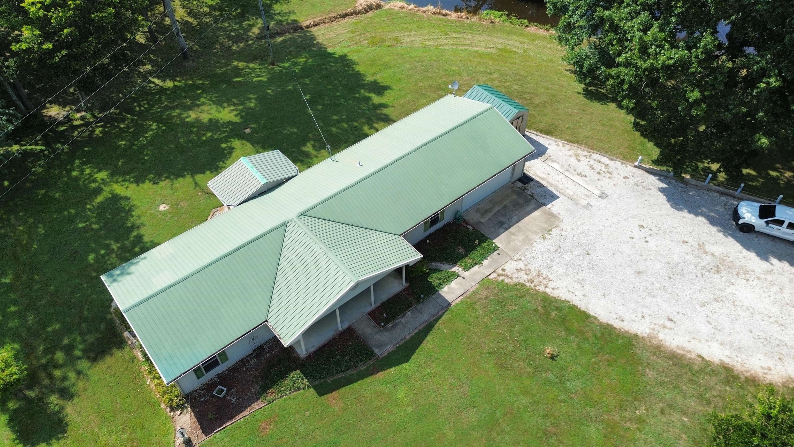 8900 Martin Martin Rd