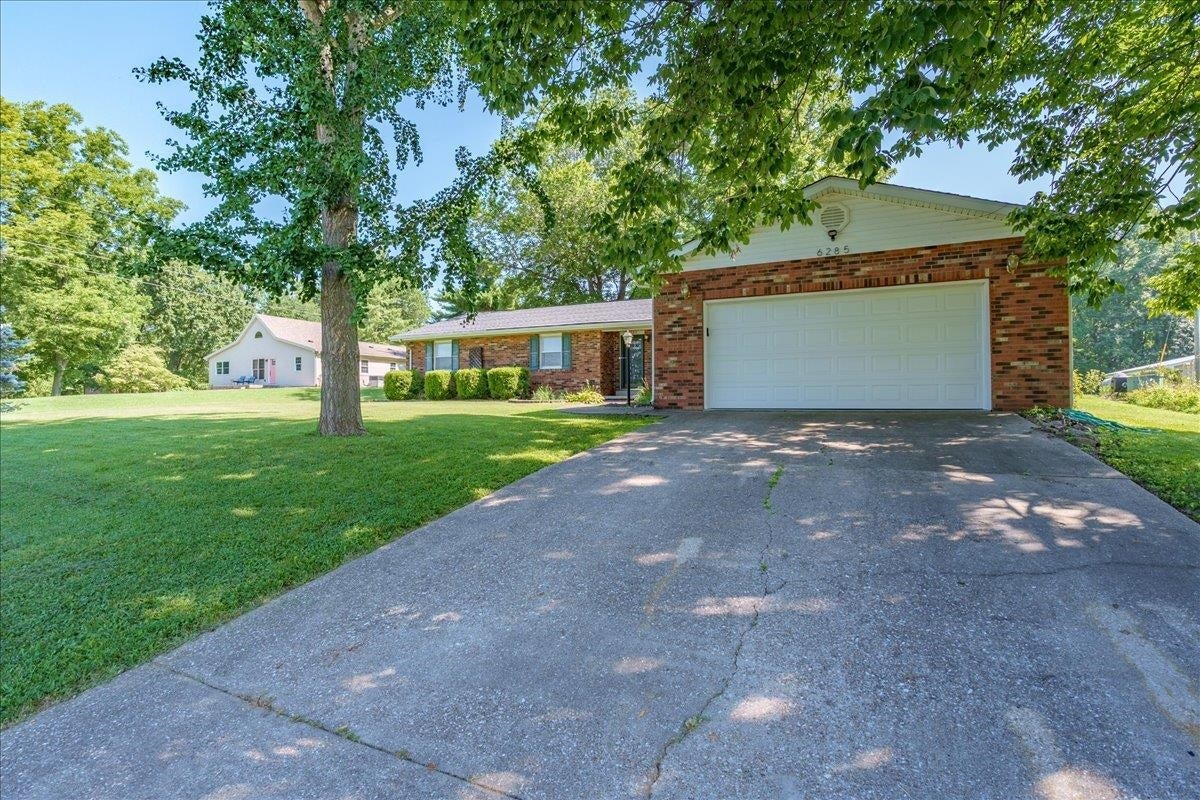 6285 Trace Chain Road