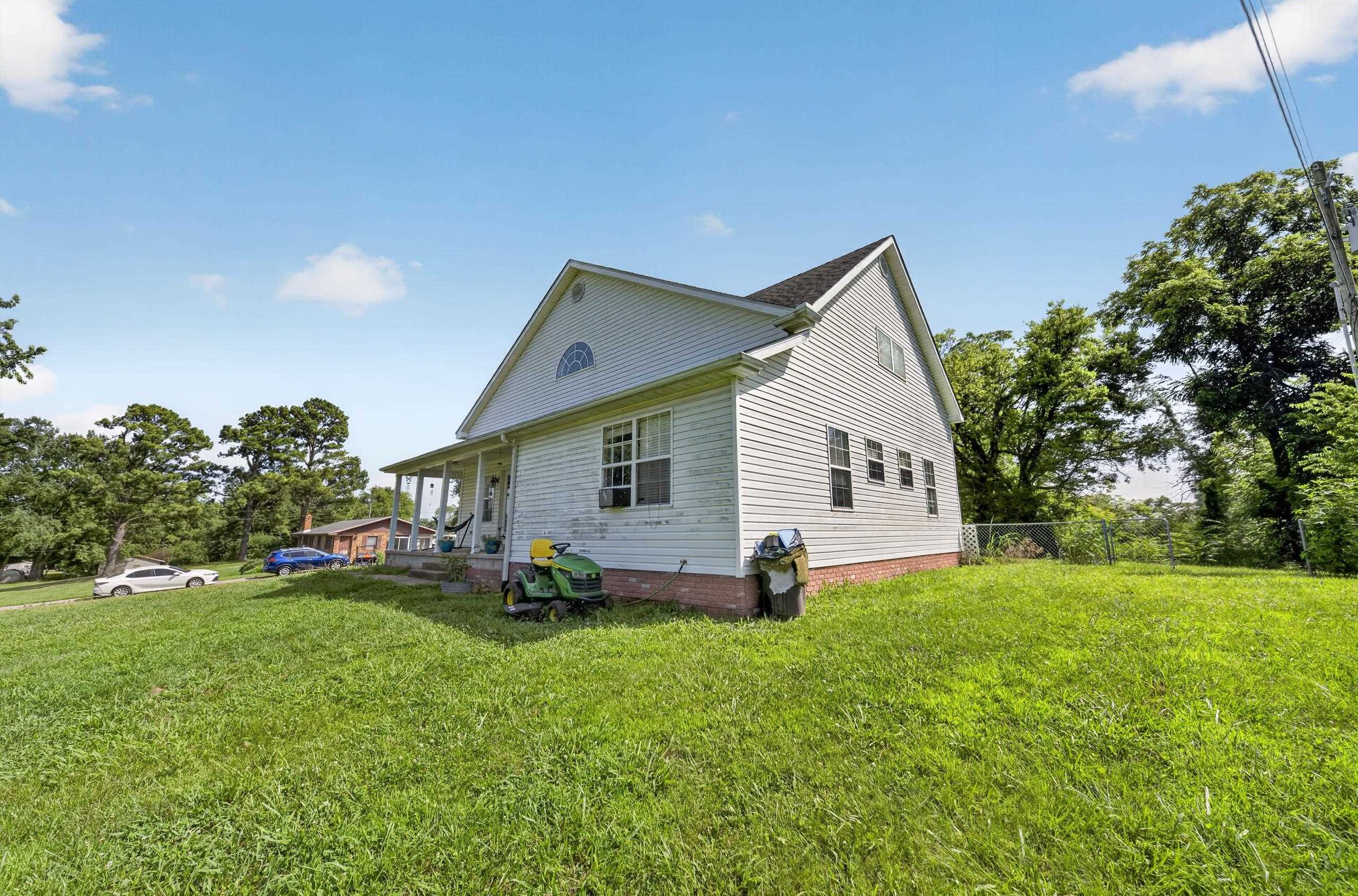 3044 Hilltop Curve Rd