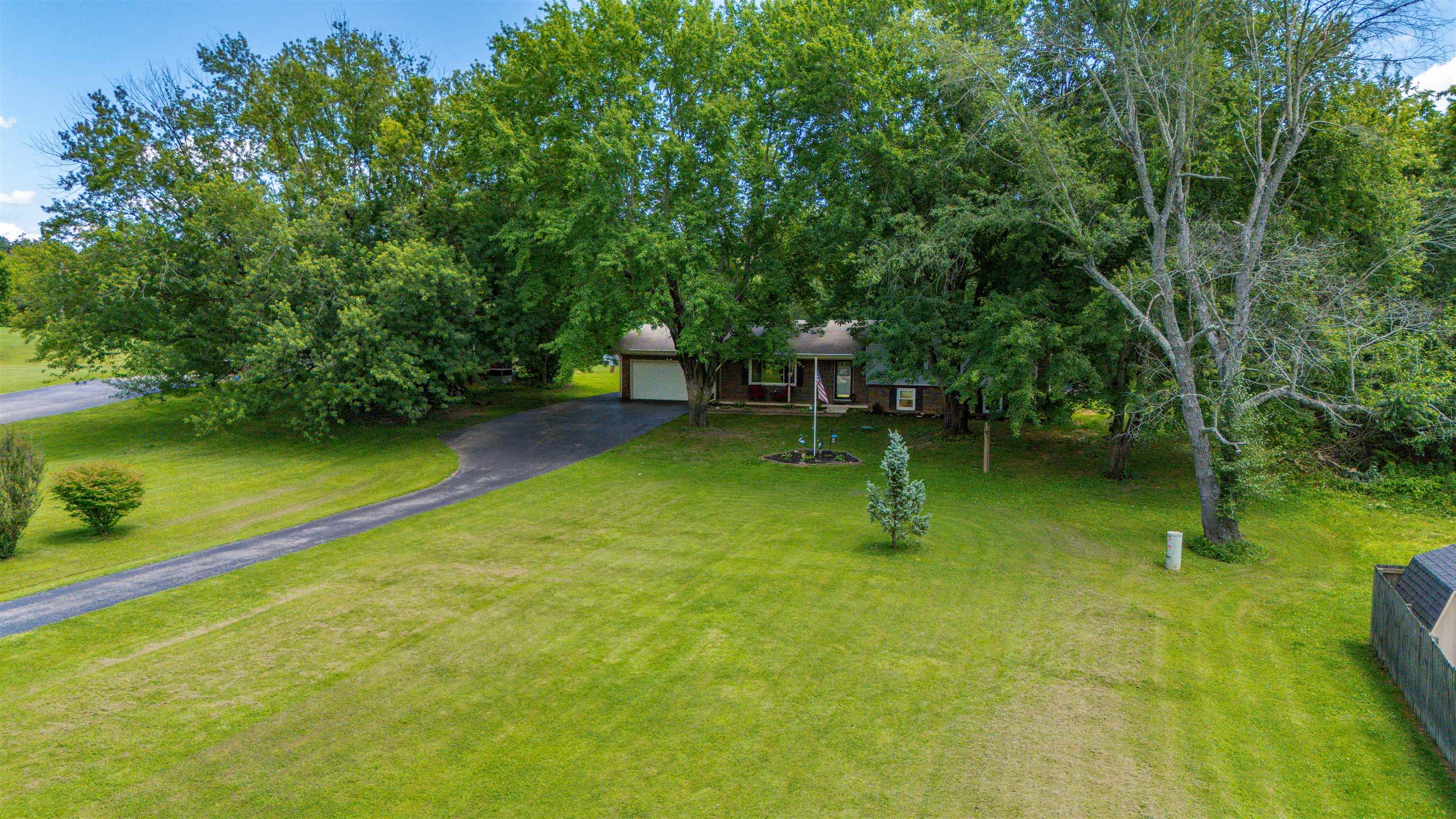 8512 Hwy 1078 N