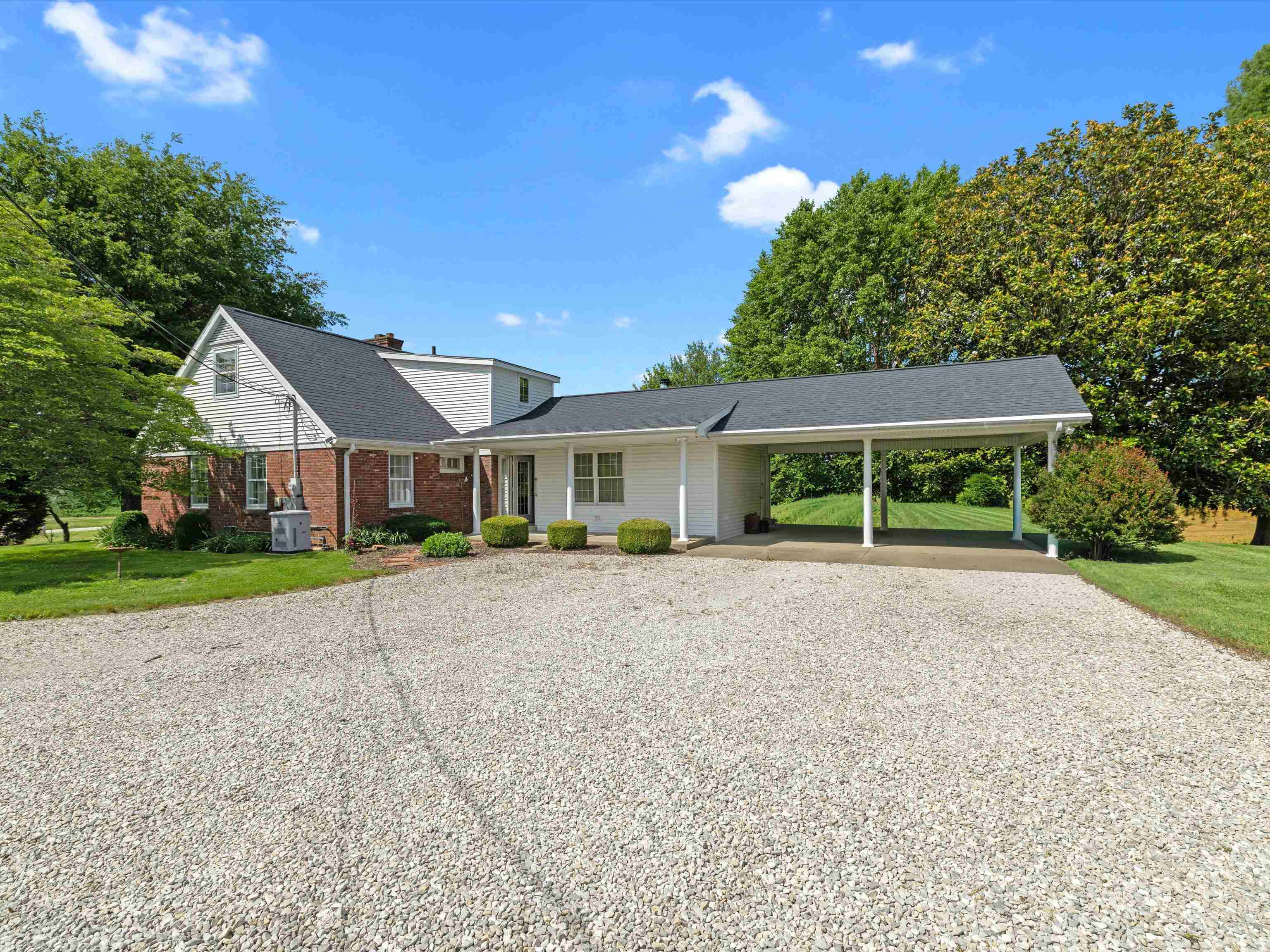 5529 Highway 41 A
