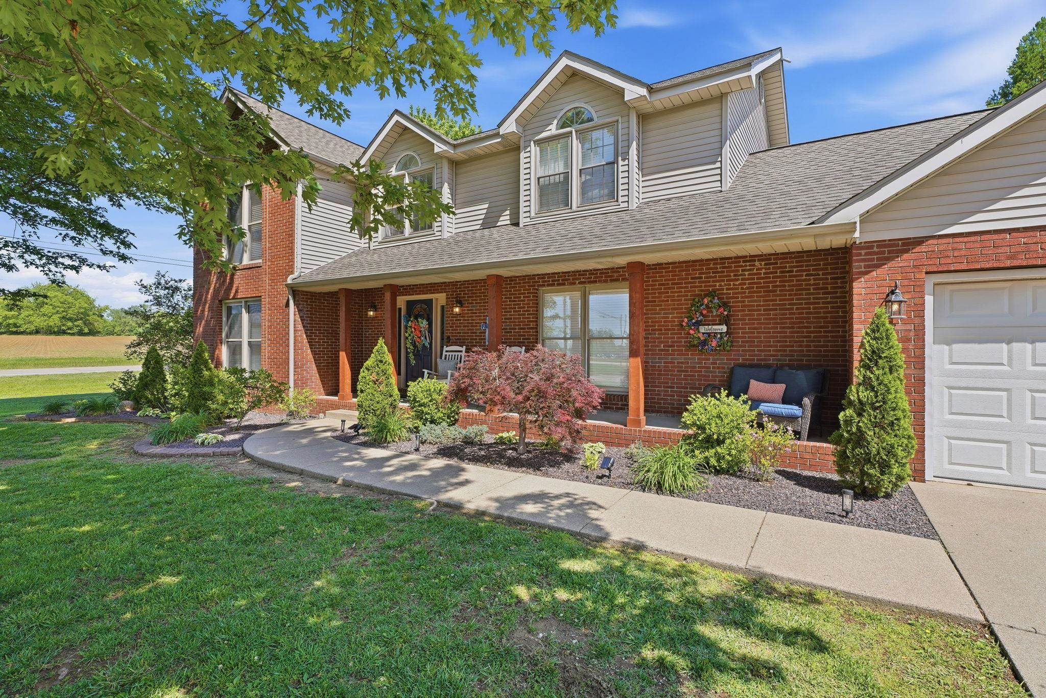 4002 Denise Dr