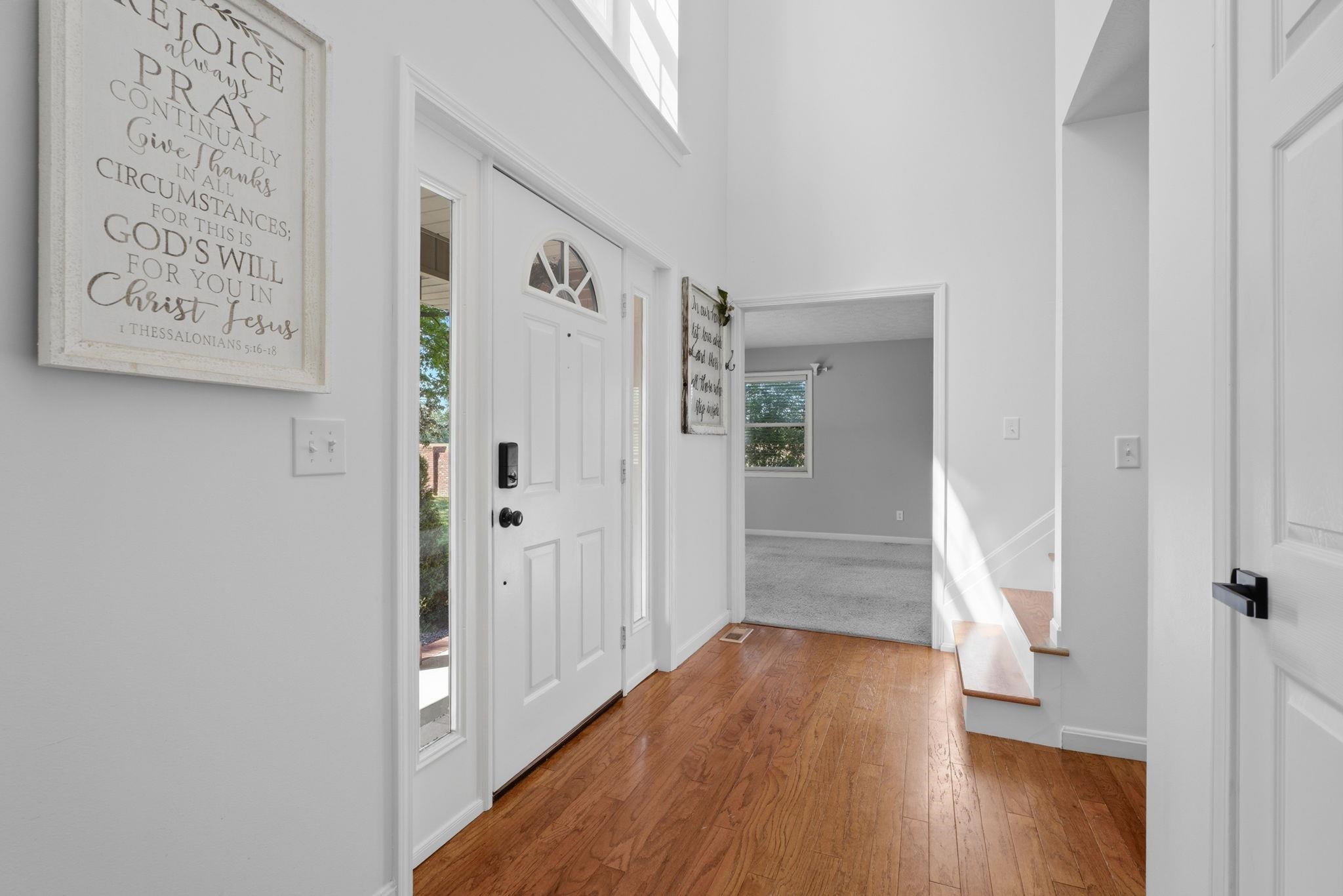 4002 Denise Dr