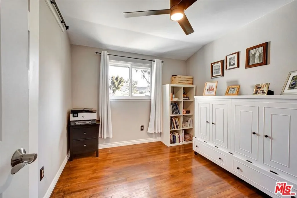 Newbury Park, California 91320, United States, 3 Bedrooms Bedrooms, ,2 BathroomsBathrooms,Residential,Pending,12314