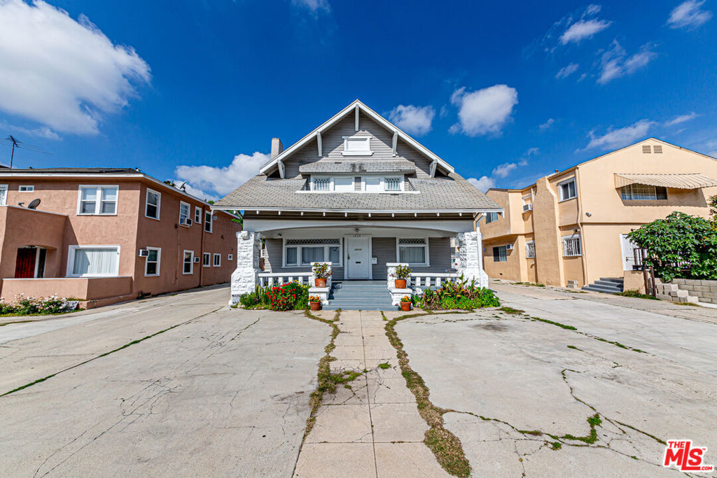 1717 Crenshaw Boulevard
