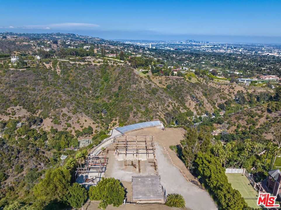 Properties 4 1100 Bel Air Road