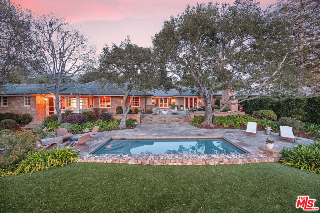 Santa Barbara, California 93108, United States, 3 Bedrooms Bedrooms, ,3 BathroomsBathrooms,Residential,Active,10106